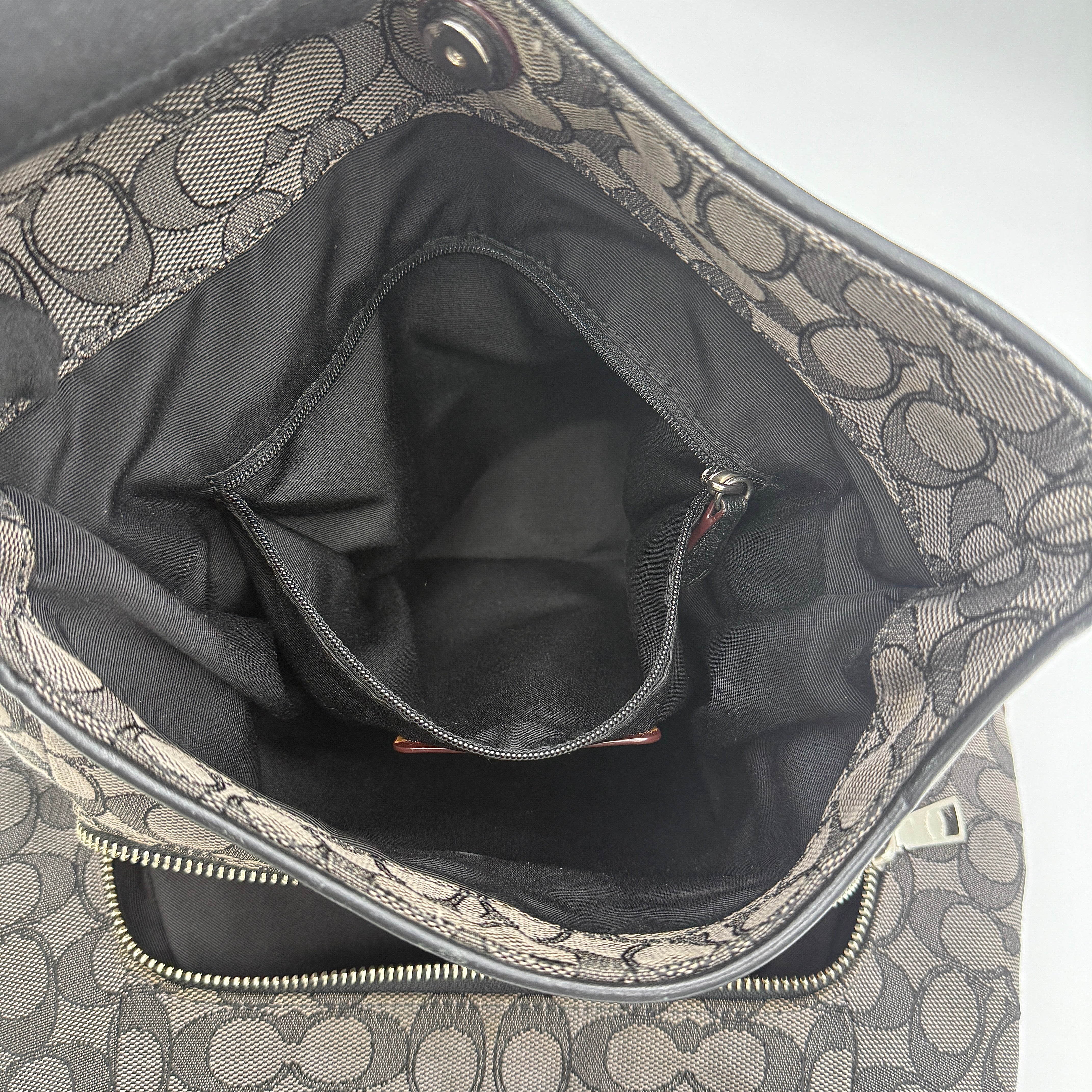 Coach Signature Phoebe Shoulder Bag Grey/Black