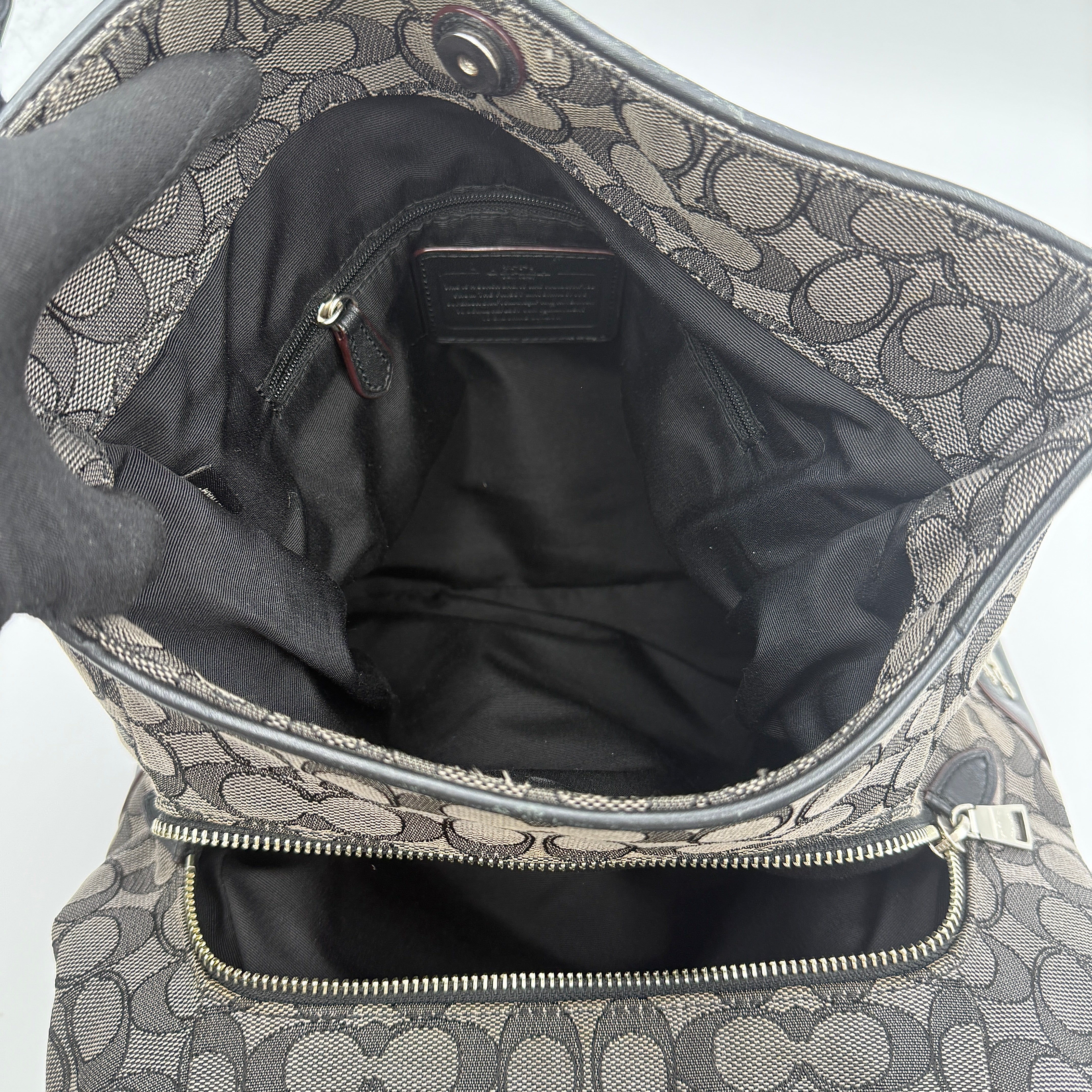 Coach Signature Phoebe Shoulder Bag Grey/Black