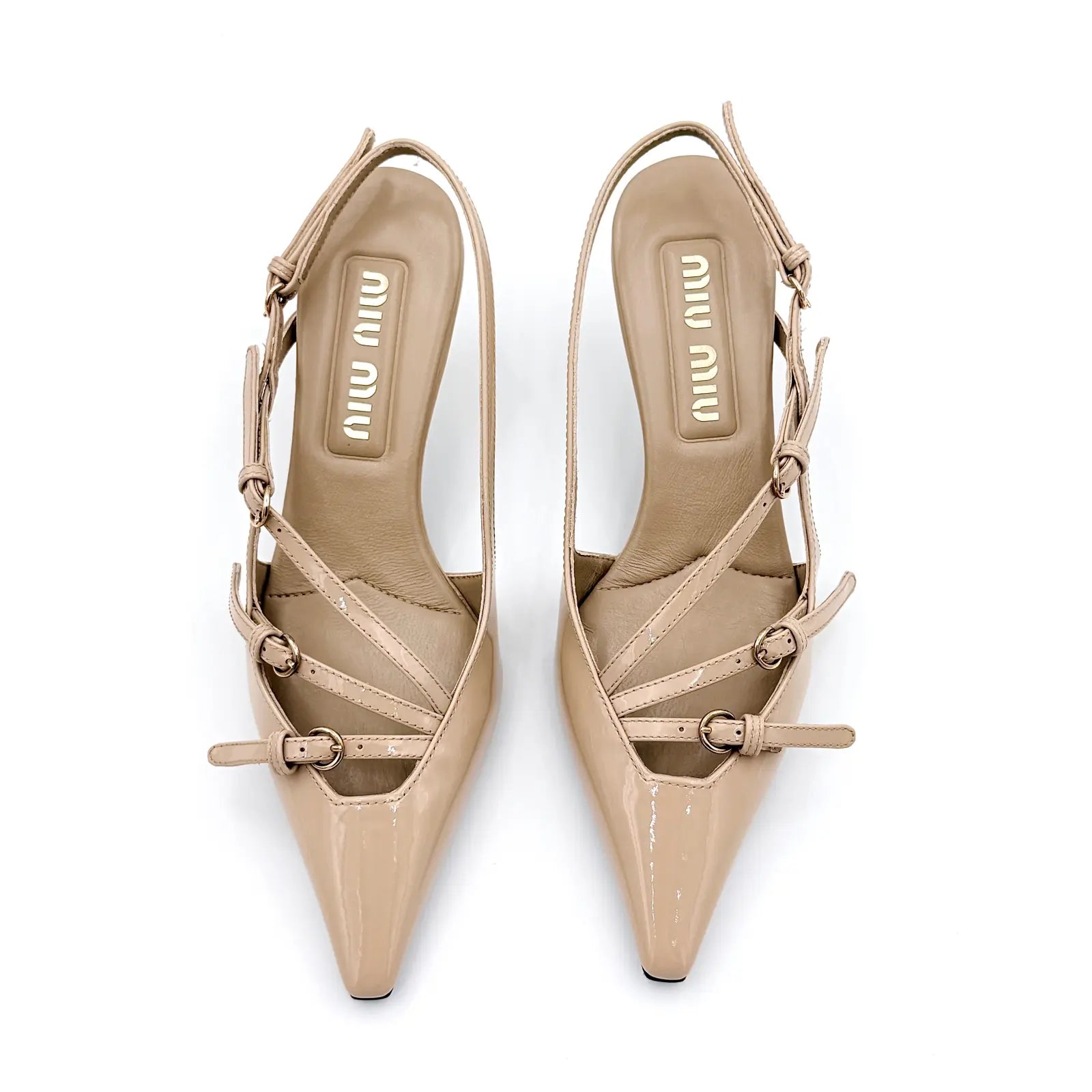 (34) Miu Miu Buckled Patent Slingback Pumps Heels Beige