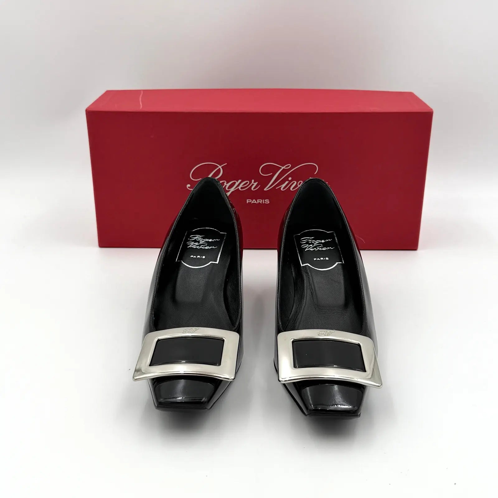 (EU34) Roger Vivier Belle Vivier Patent Pumps Black