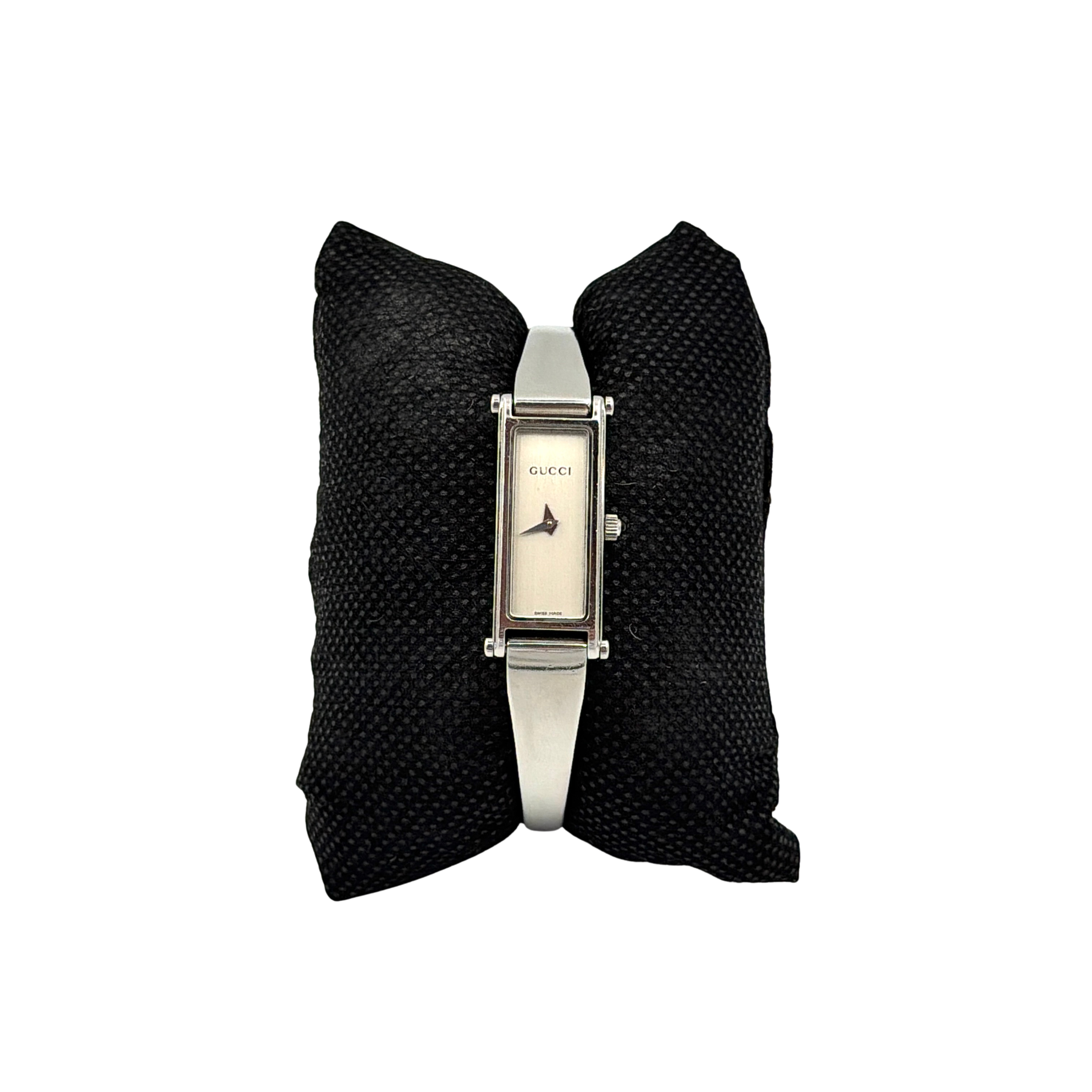 Gucci 1500L Bangle Watch Silver