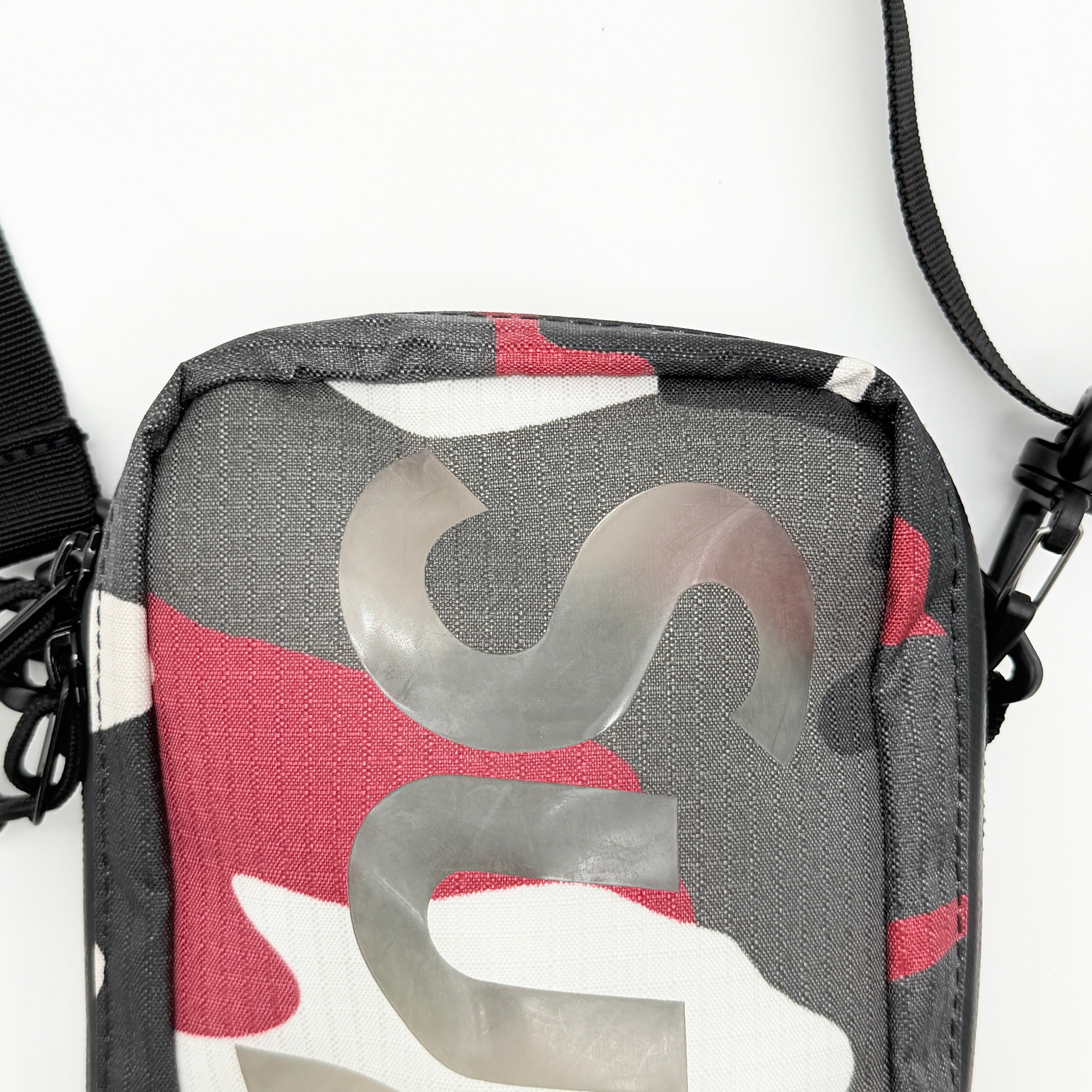 Supreme SS21 Neck Pouch Bag Red Camo