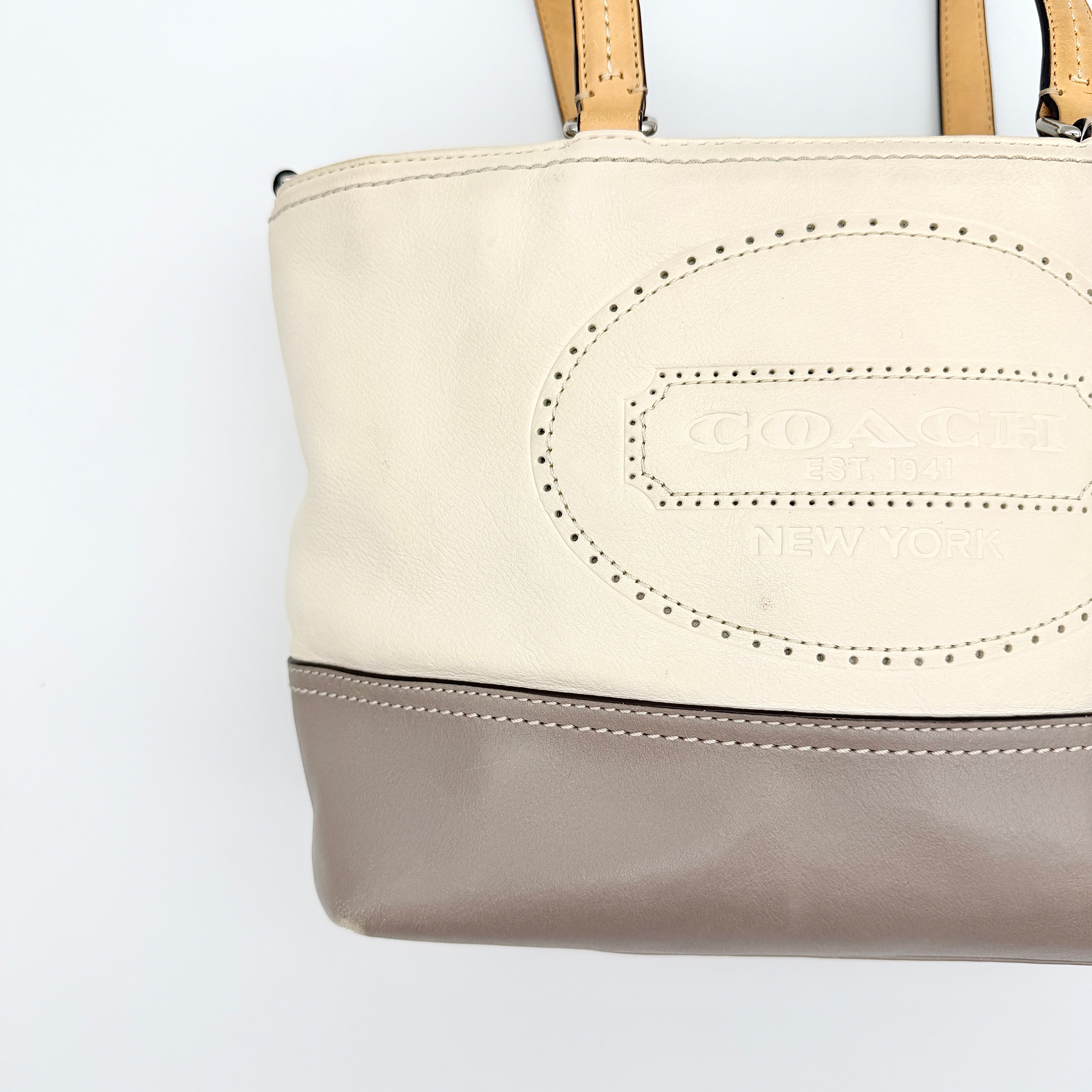 Coach Hampton Weekend Perforated Leather Tote Bag Cream/Grey