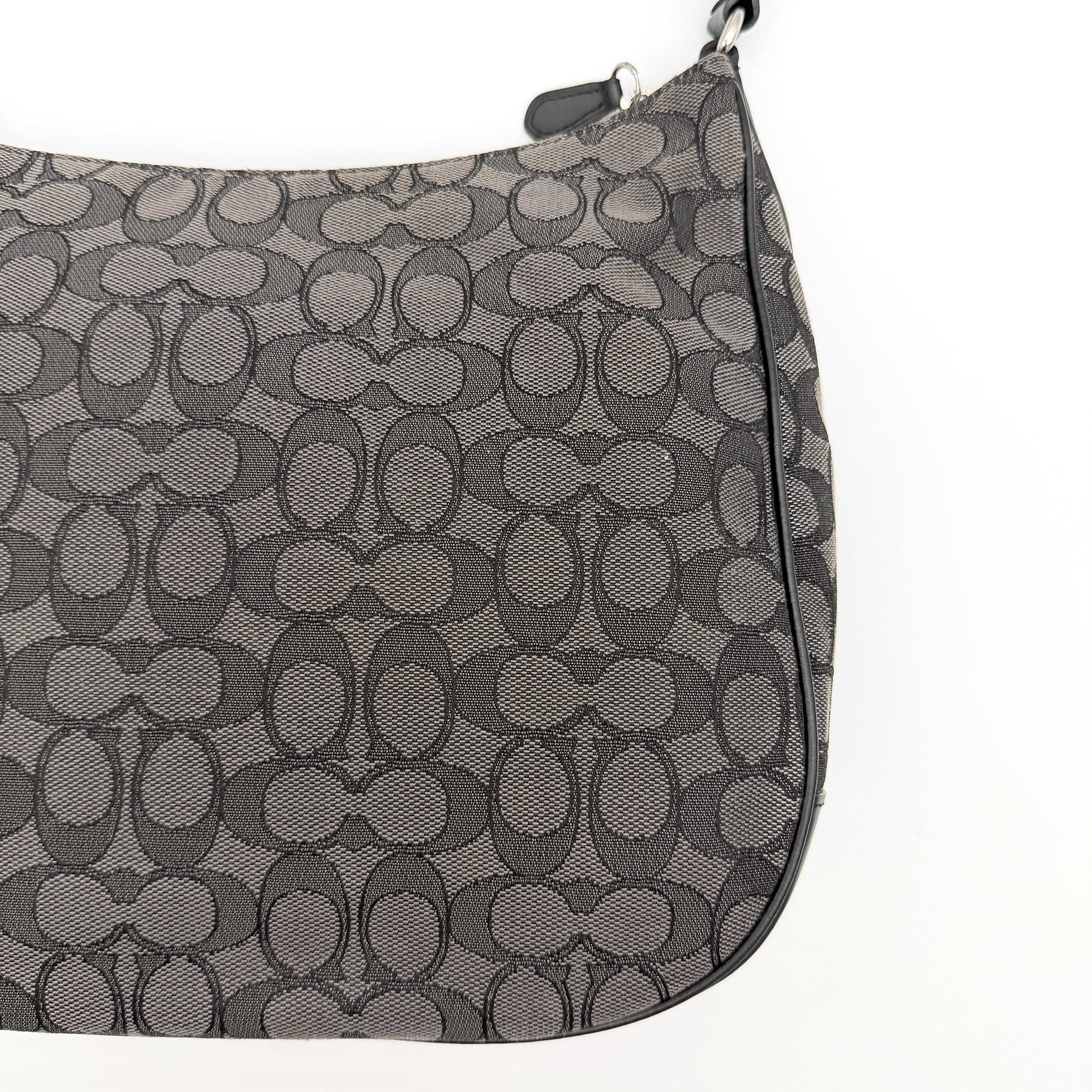 Coach Signature Hobo Shoulder Bag Grey/Black
