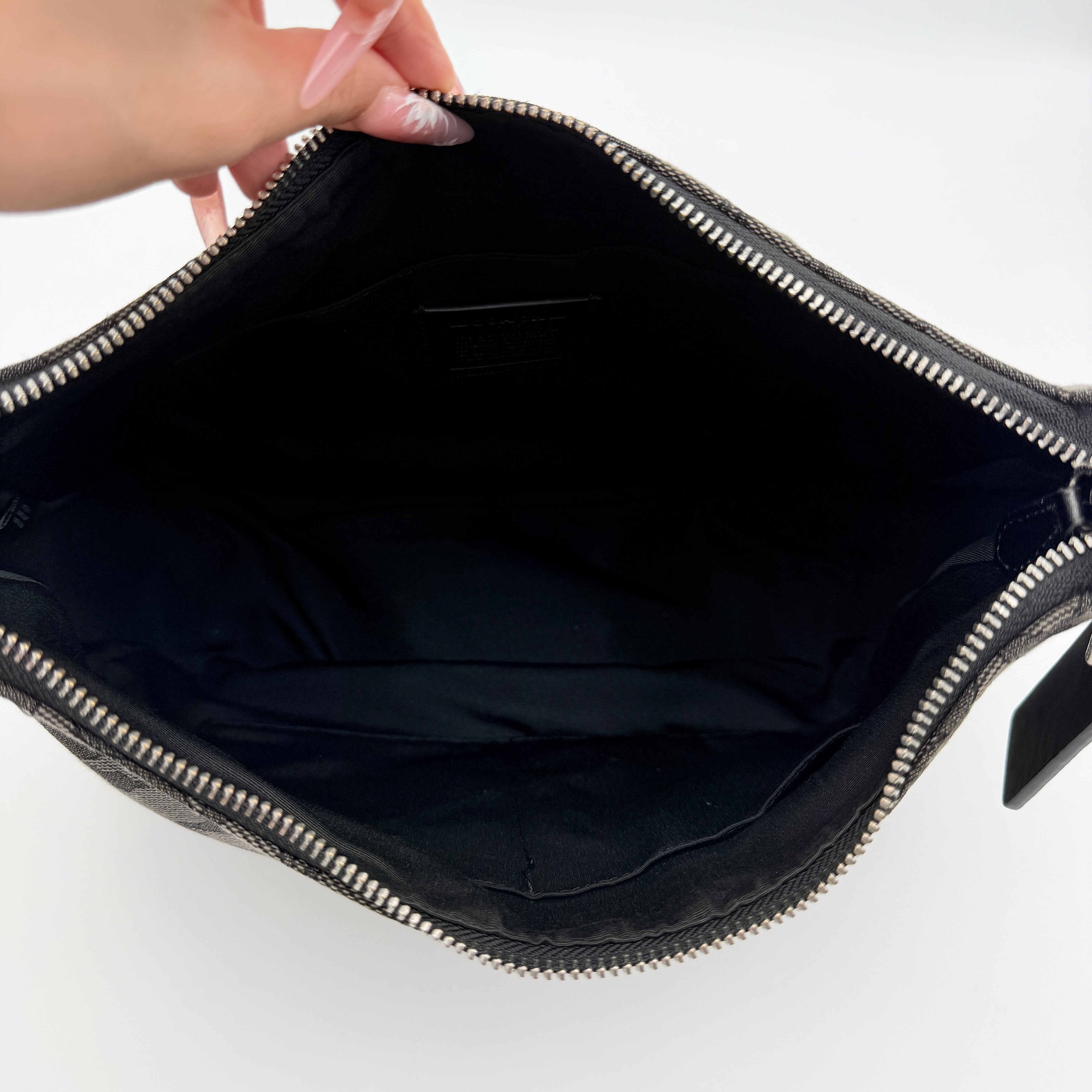 Coach Signature Hobo Shoulder Bag Grey/Black