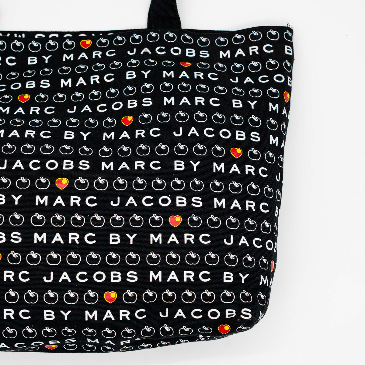 Marc by Marc Jacobs Monogram Apple Heart Tote Bag Black/White