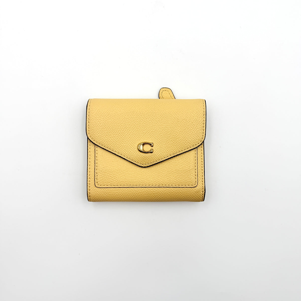 Coach Wyn Small Wallet Yellow