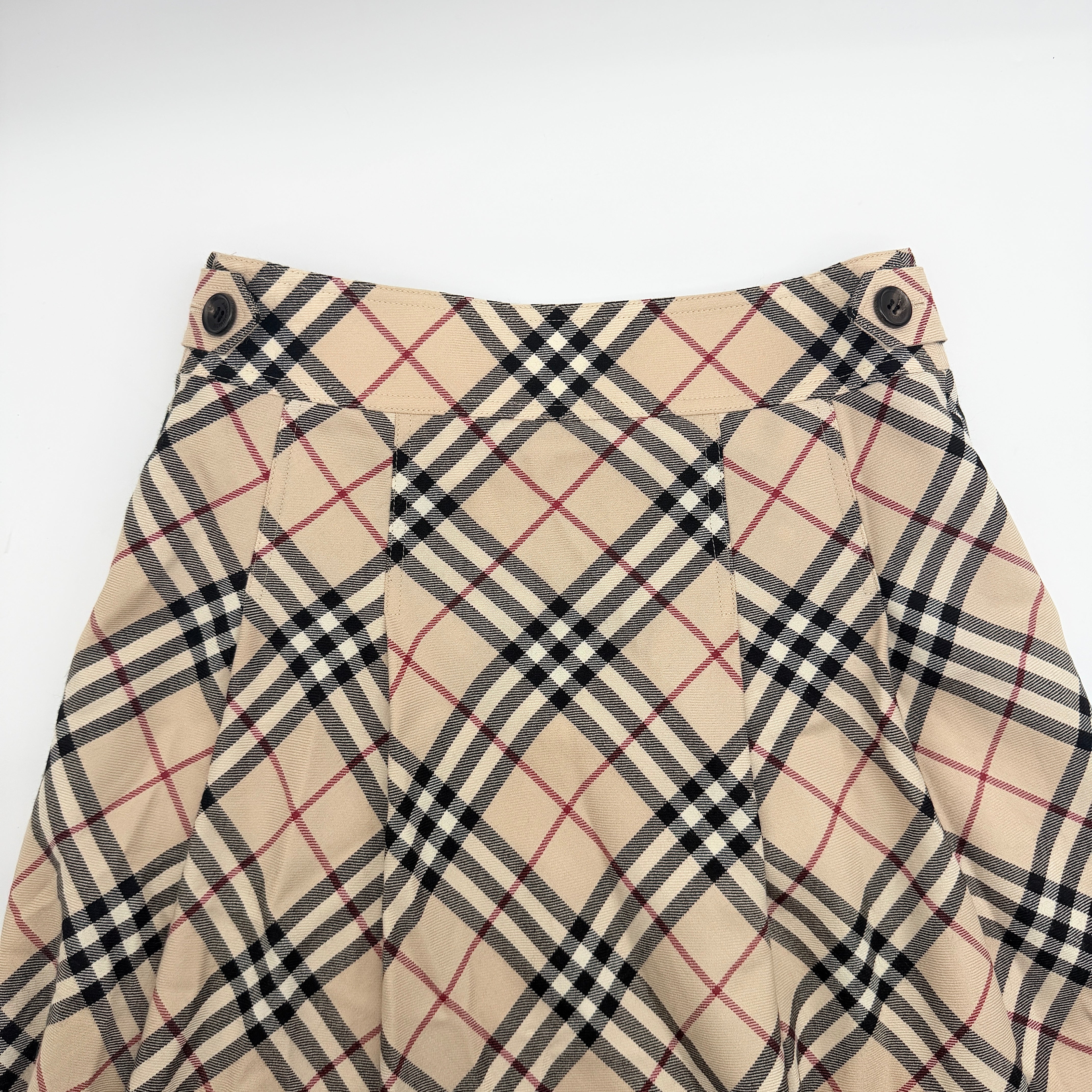 (38) Burberry London Nova Check Flare Skirt Beige
