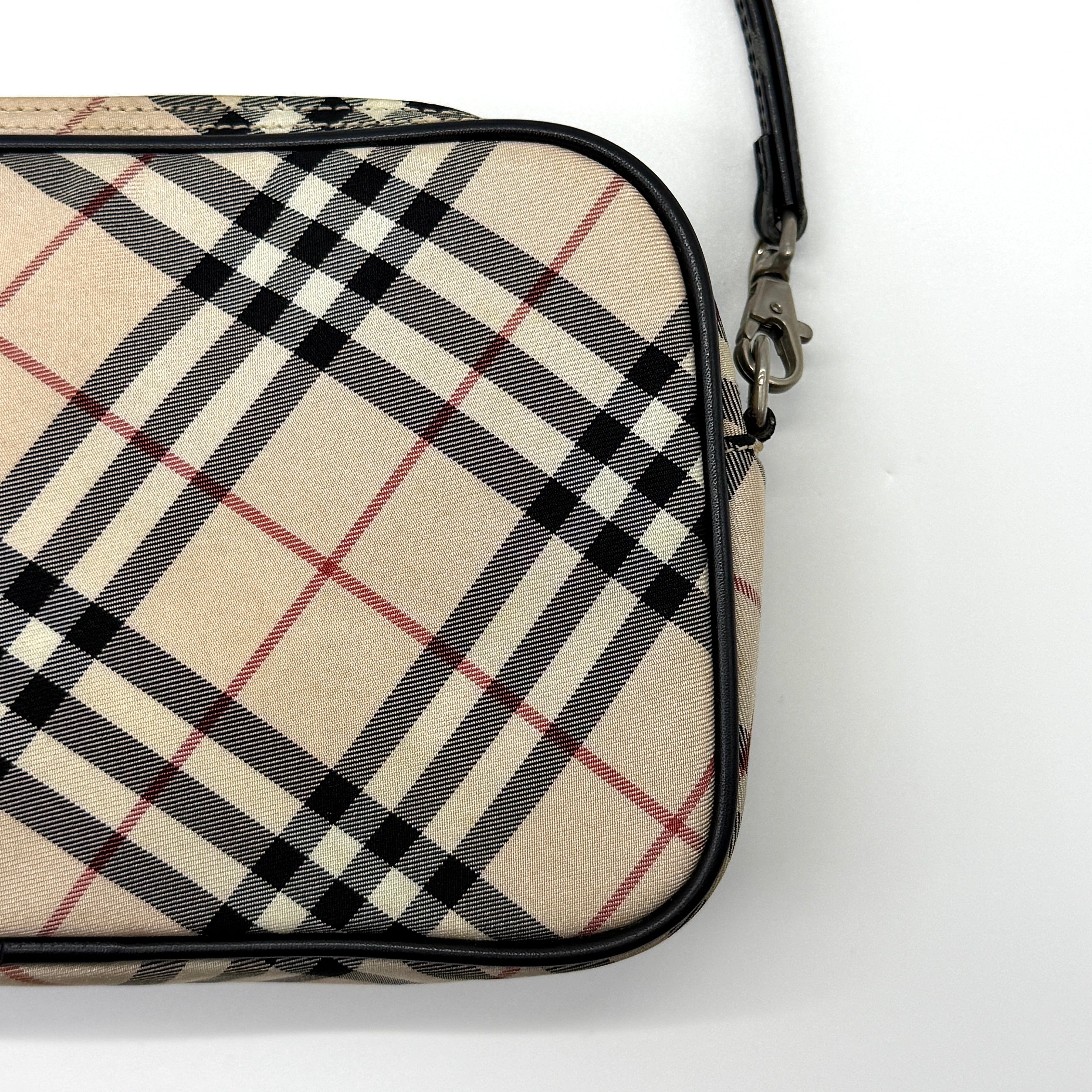 Burberry Nova Checkered Shoulder Bag Beige/Black