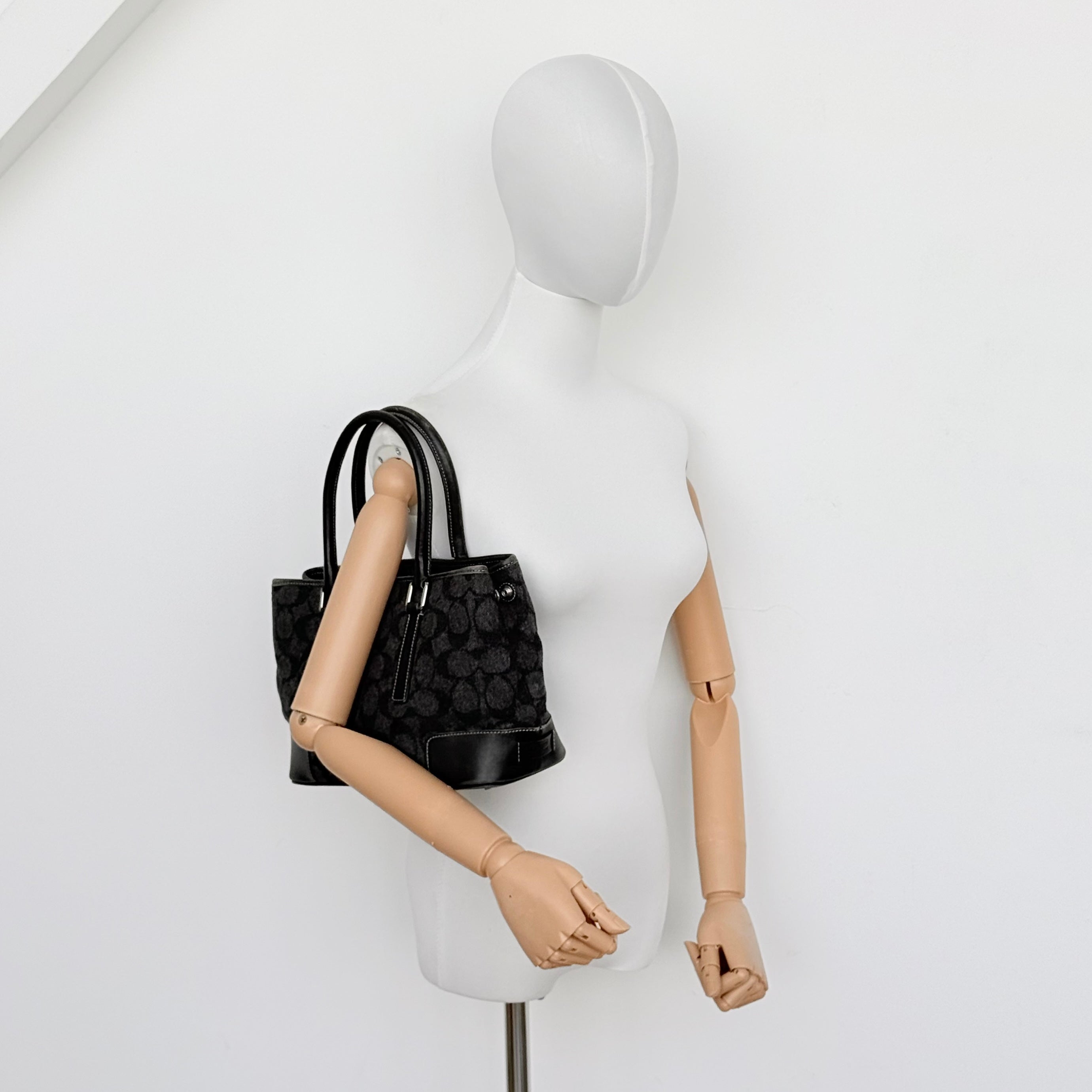 Coach Signature Canvas Wool Handbag Grey/Black