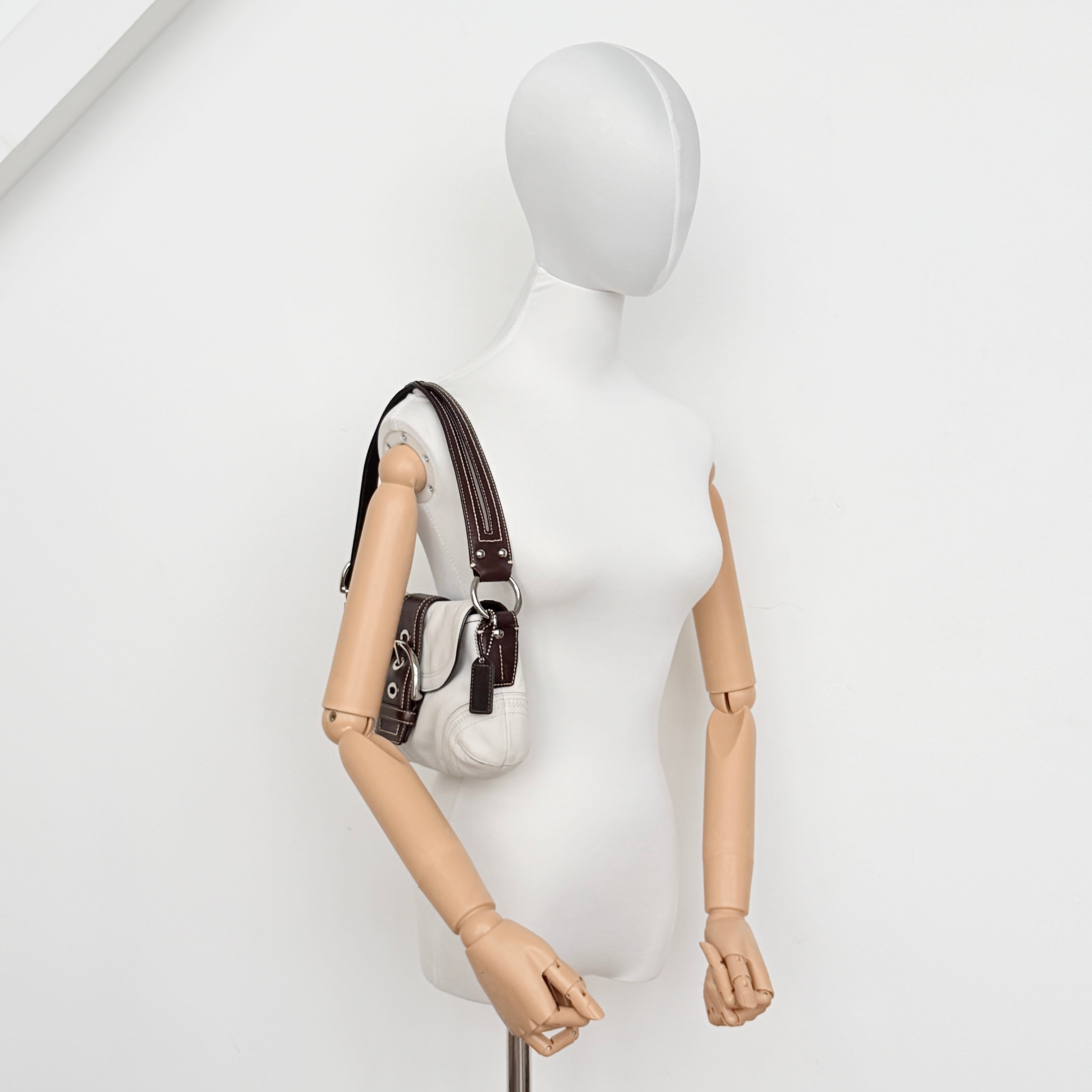 Coach Y2K Signature Soho Buckle Shoulder Bag Ivory/Brown