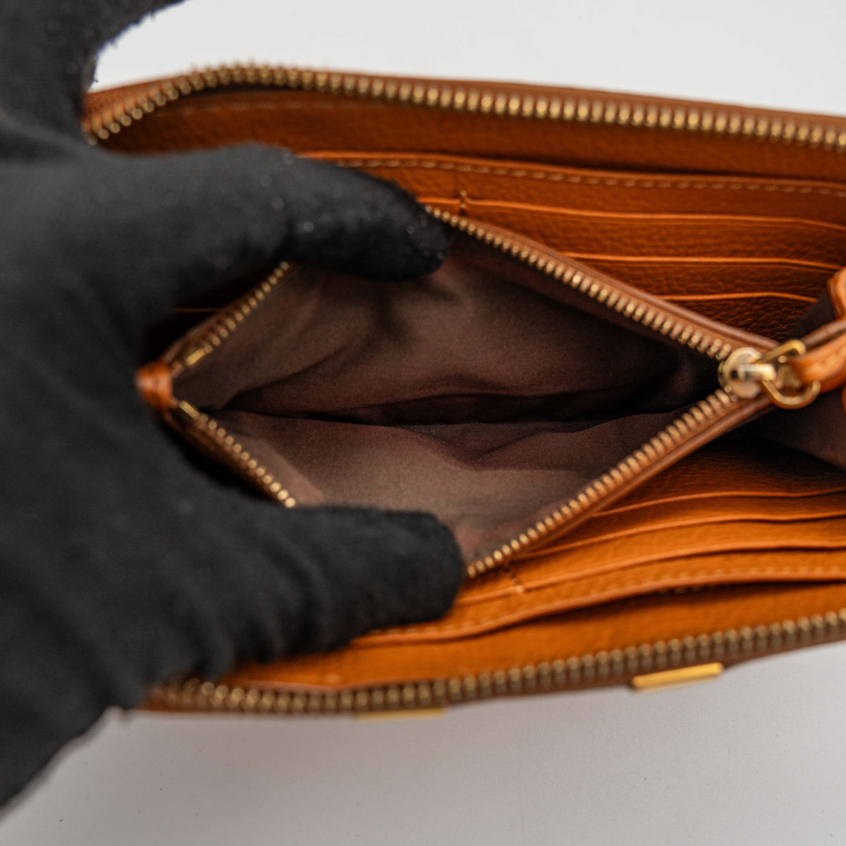 Chloé Marcie Leather Zip Wallet Tan