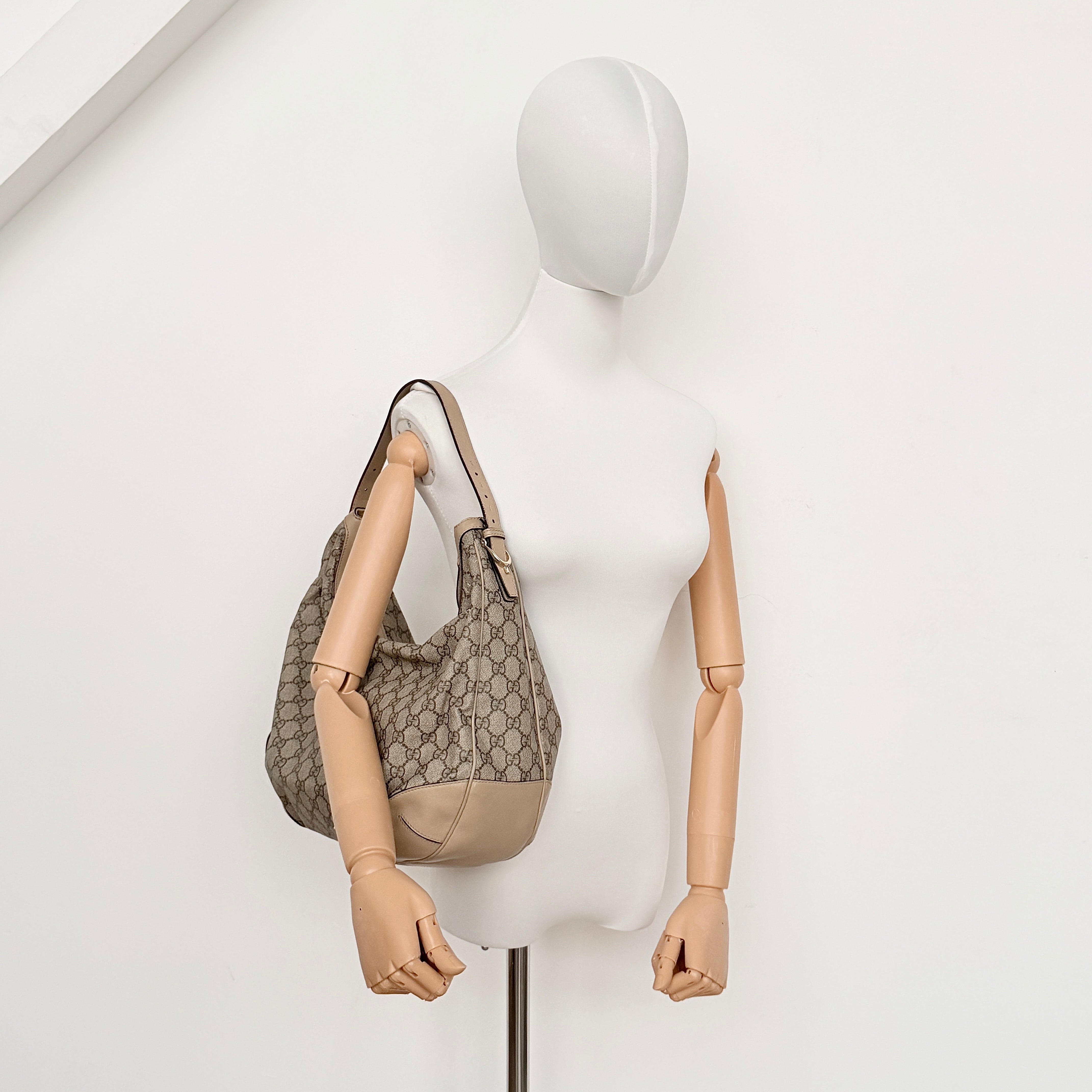 Gucci GG Monogram Nice Hobo Shoulder Bag Beige