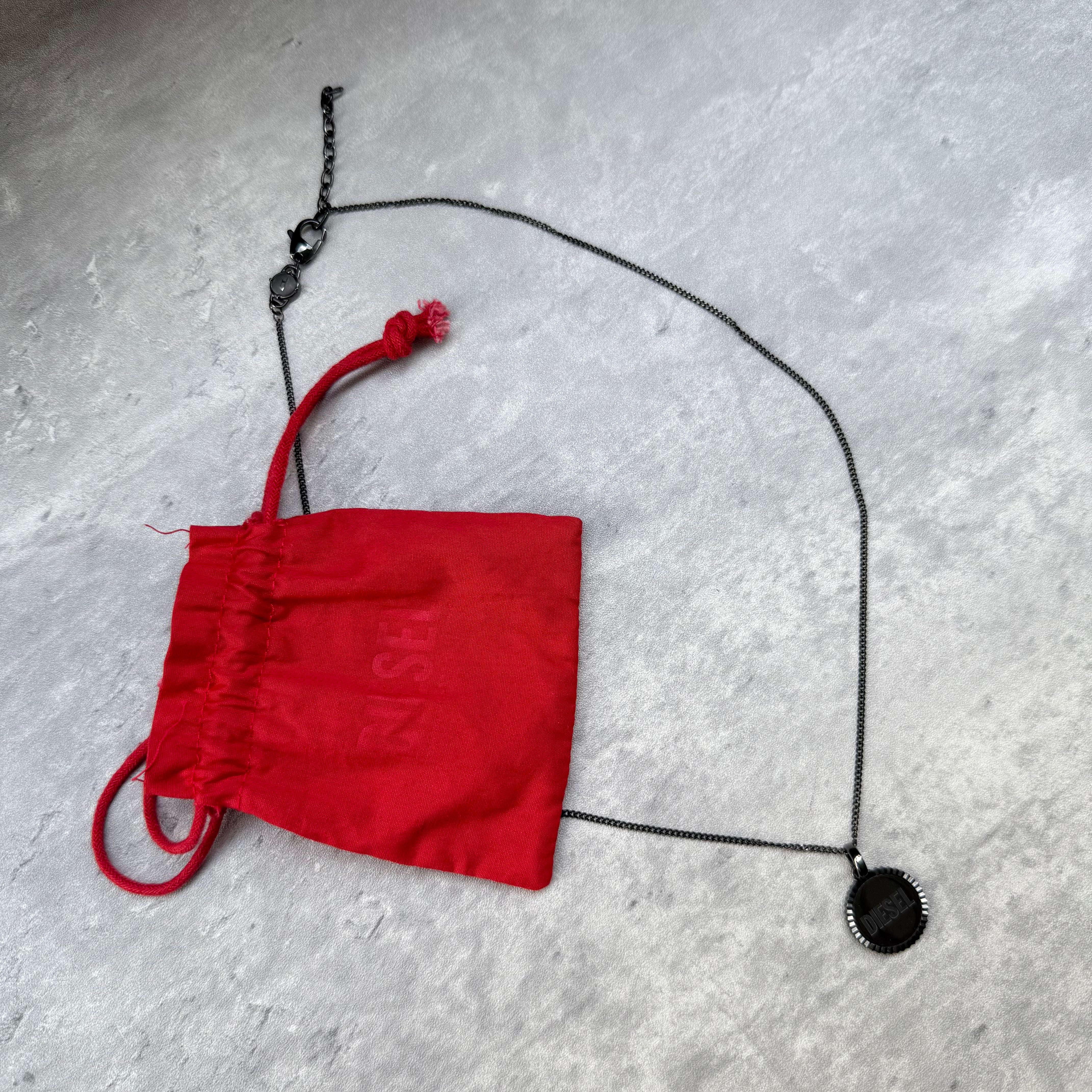 Diesel logo necklace DX1362060 with adjustable chain and clasp