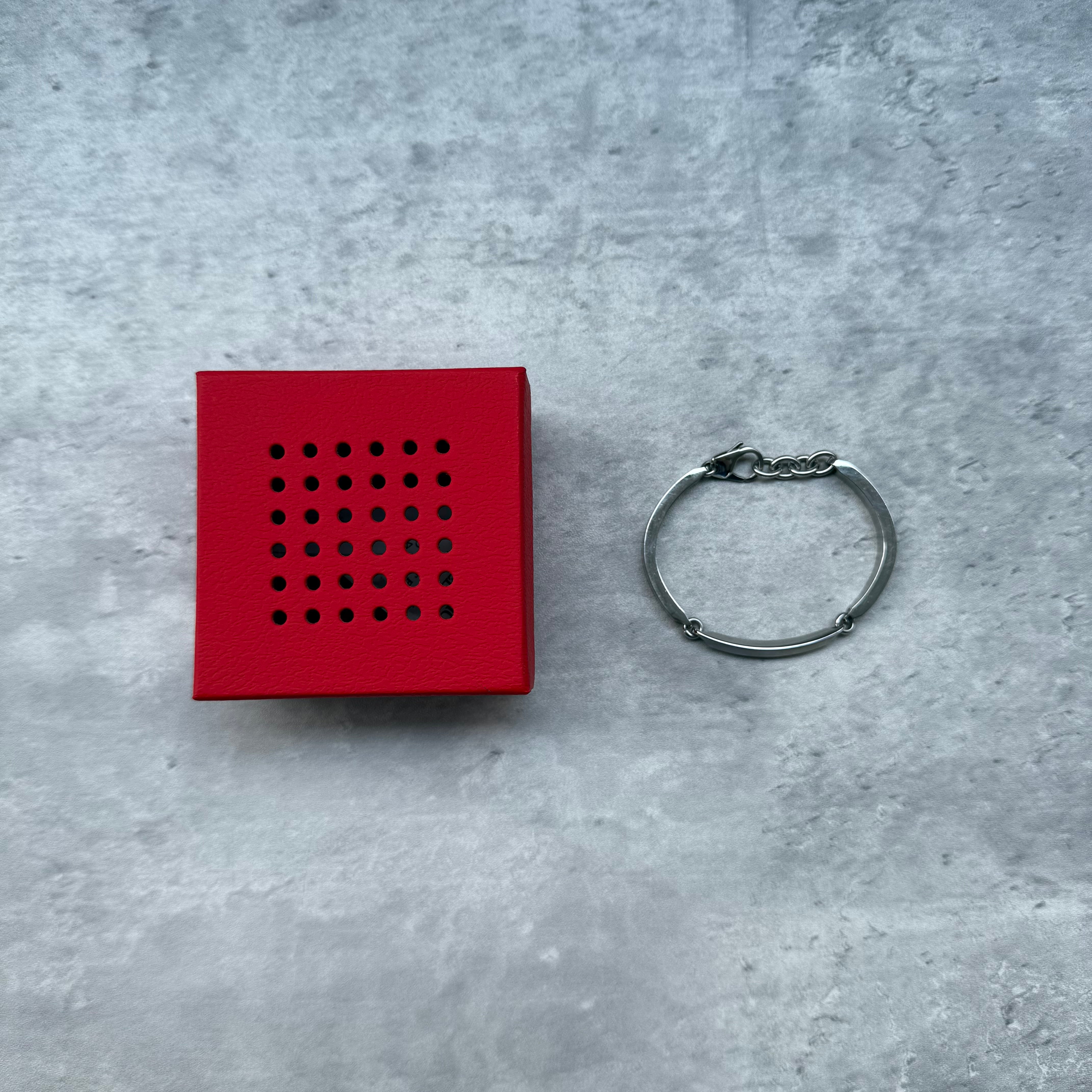 Diesel Metallic Chain Bracelet Silver, stainless steel design with engraved Diesel logo bar and original box.