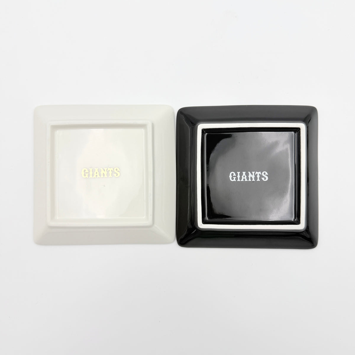 Coach x Yomiuri Giants Square Decorative Plates White/Black