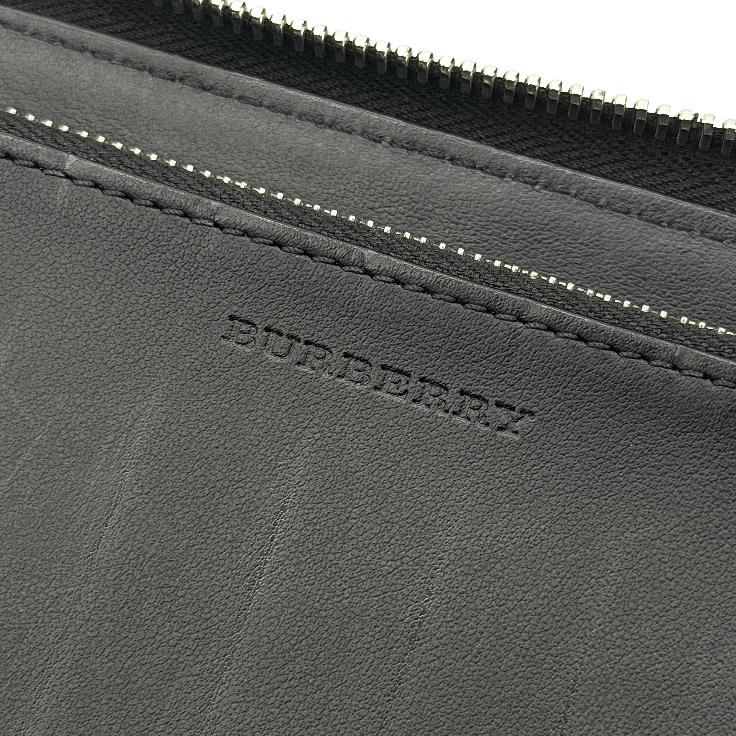 Burberry Nova Check Zip Around Wallet Beige