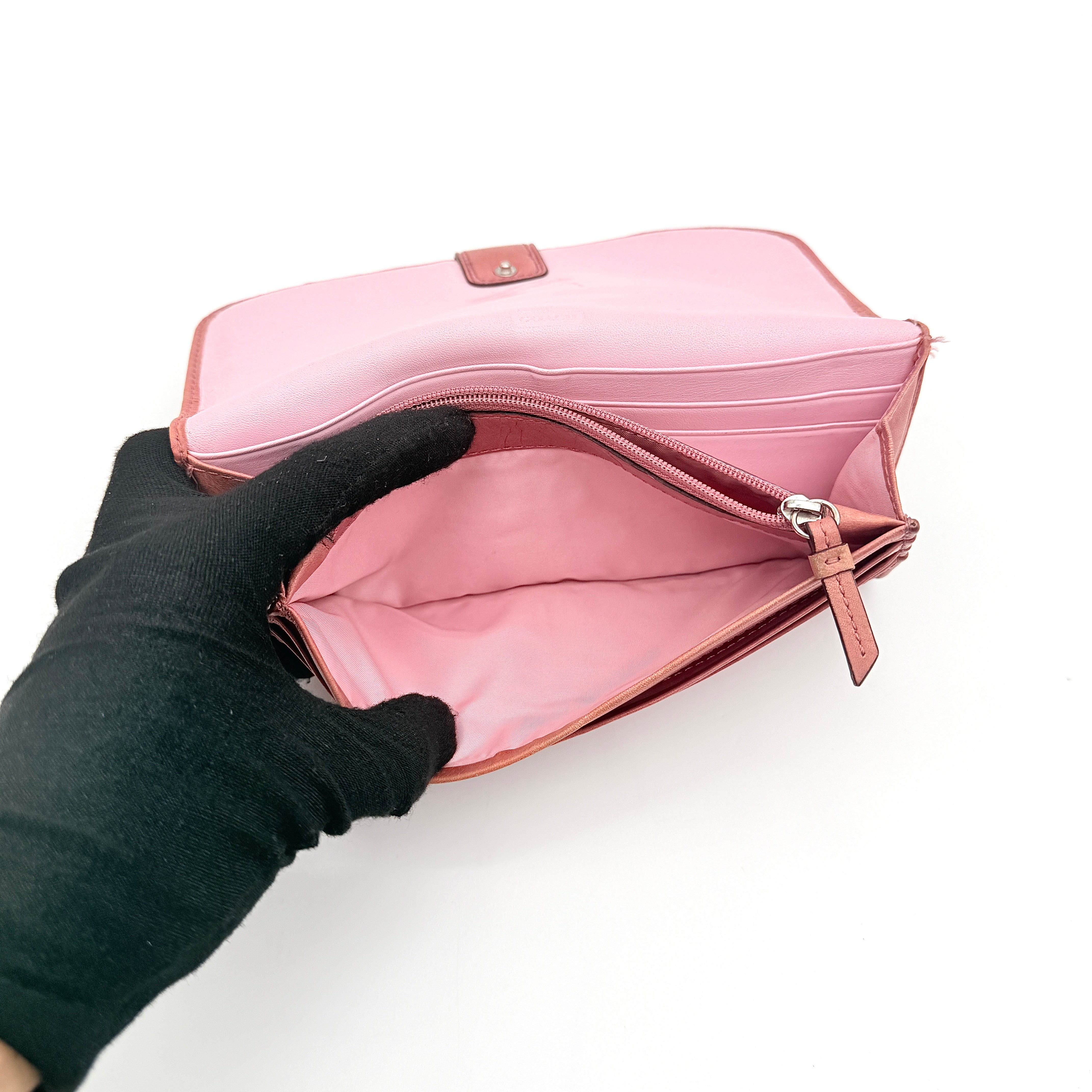 Coach Y2K Soho Buckle Wallet Coral Pink