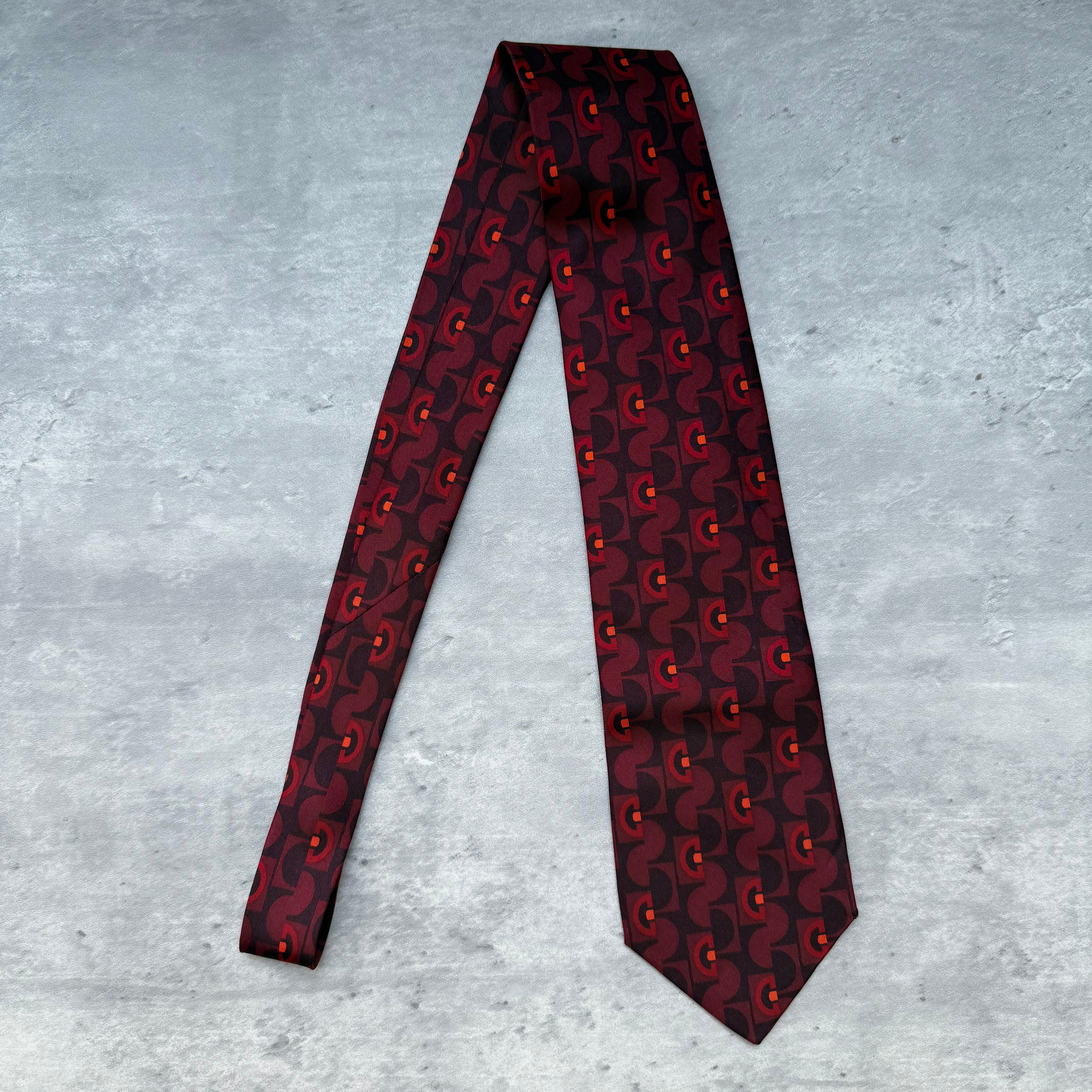 Gucci Silk Neck Tie in maroon with all-over interlocking G pattern, crafted from 100% silk, pre-loved.