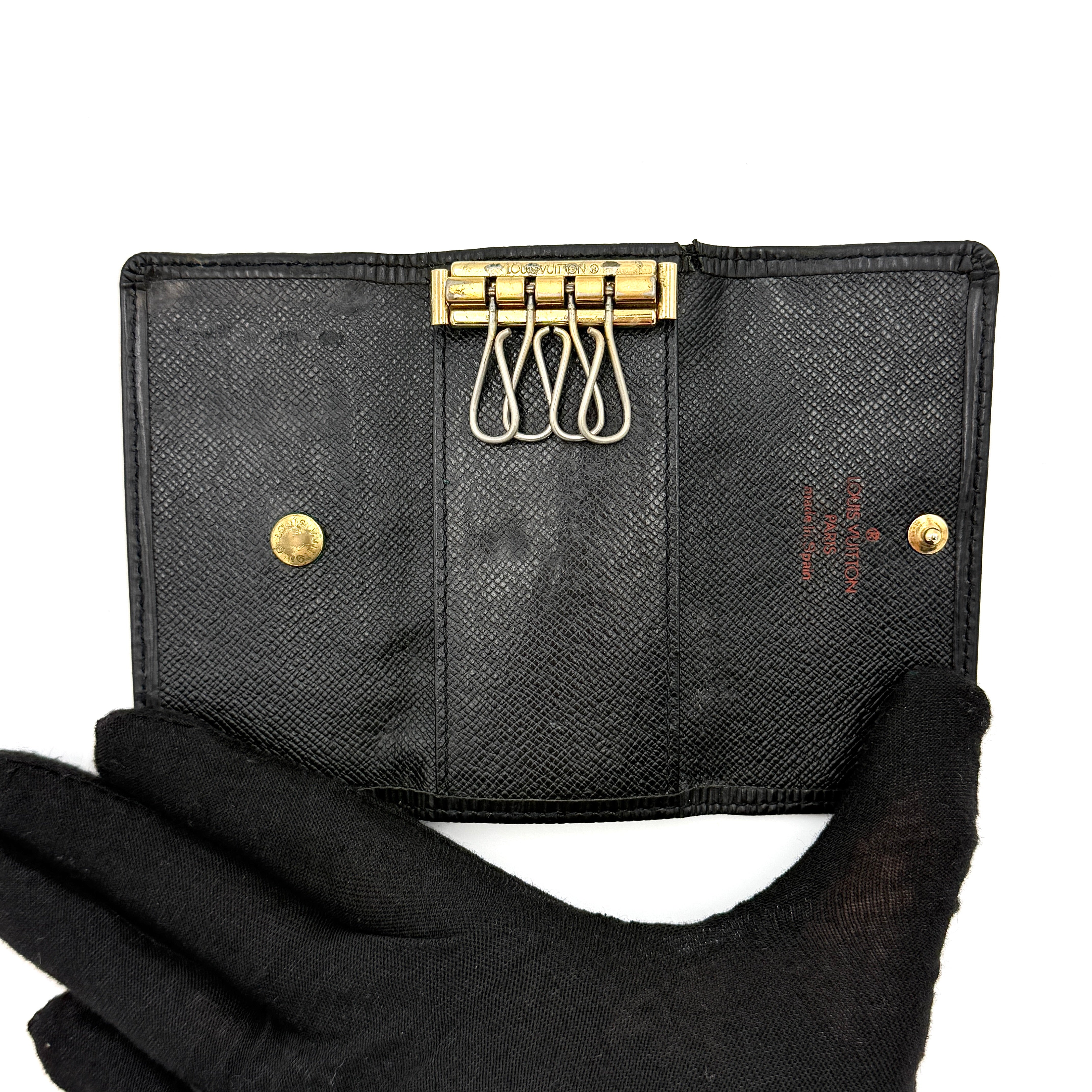 Louis Vuitton Epi Key Holder Black