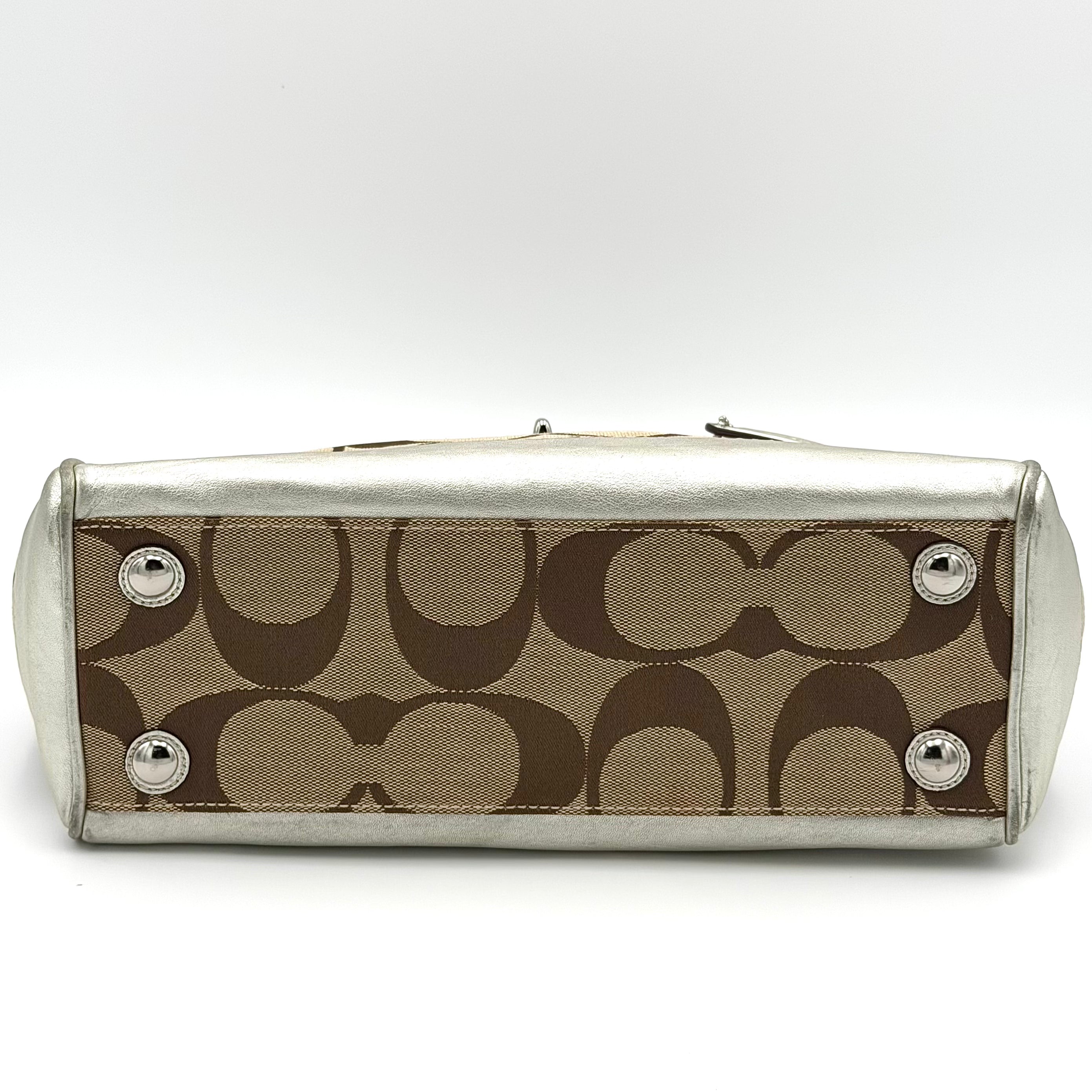 Coach Signature Hampton Madeline Handbag Beige/Silver