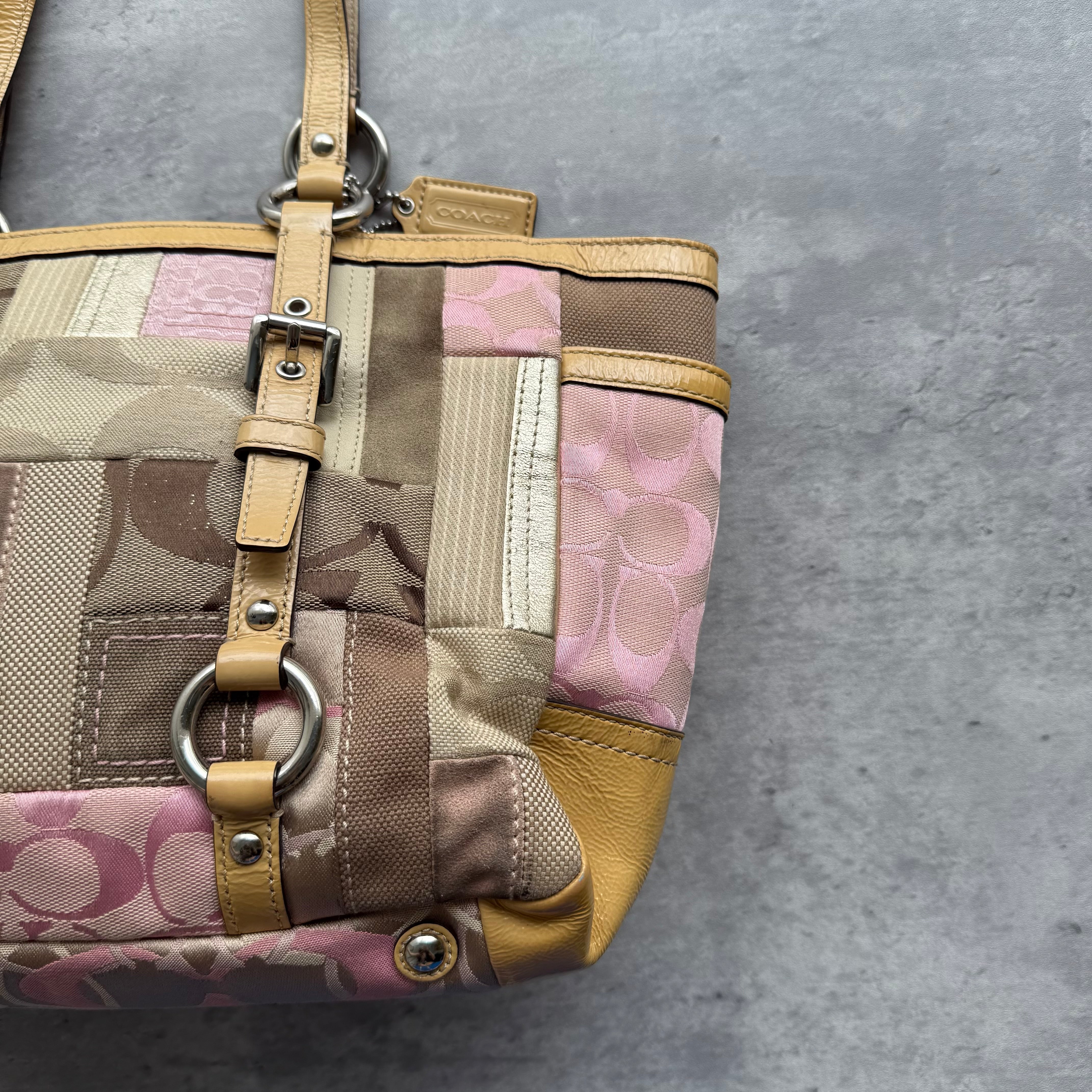 Coach Y2K Signature Patchwork Gallery Tote Bag Beige/Pink