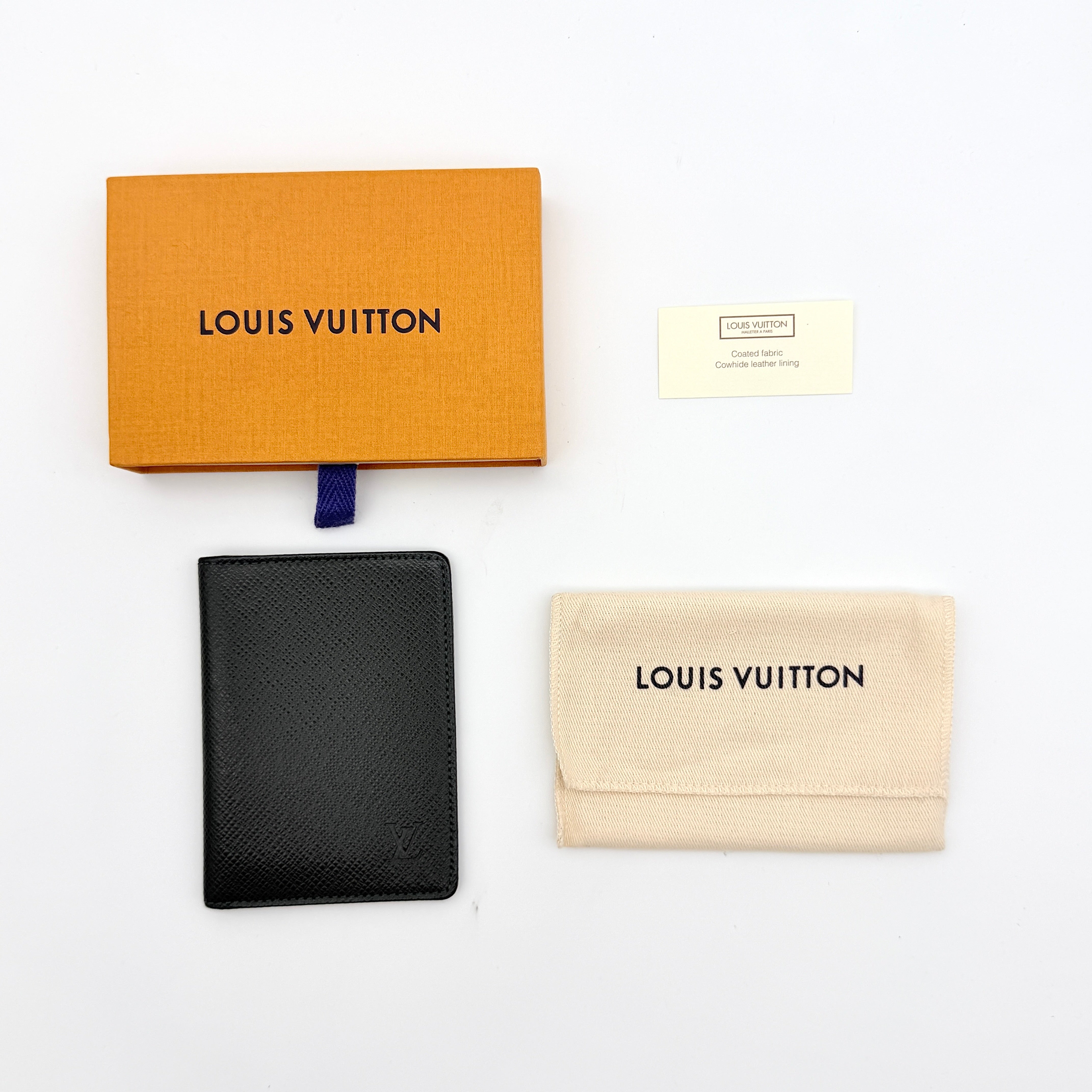 Louis Vuitton Taiga Leather Card Case Dark Green