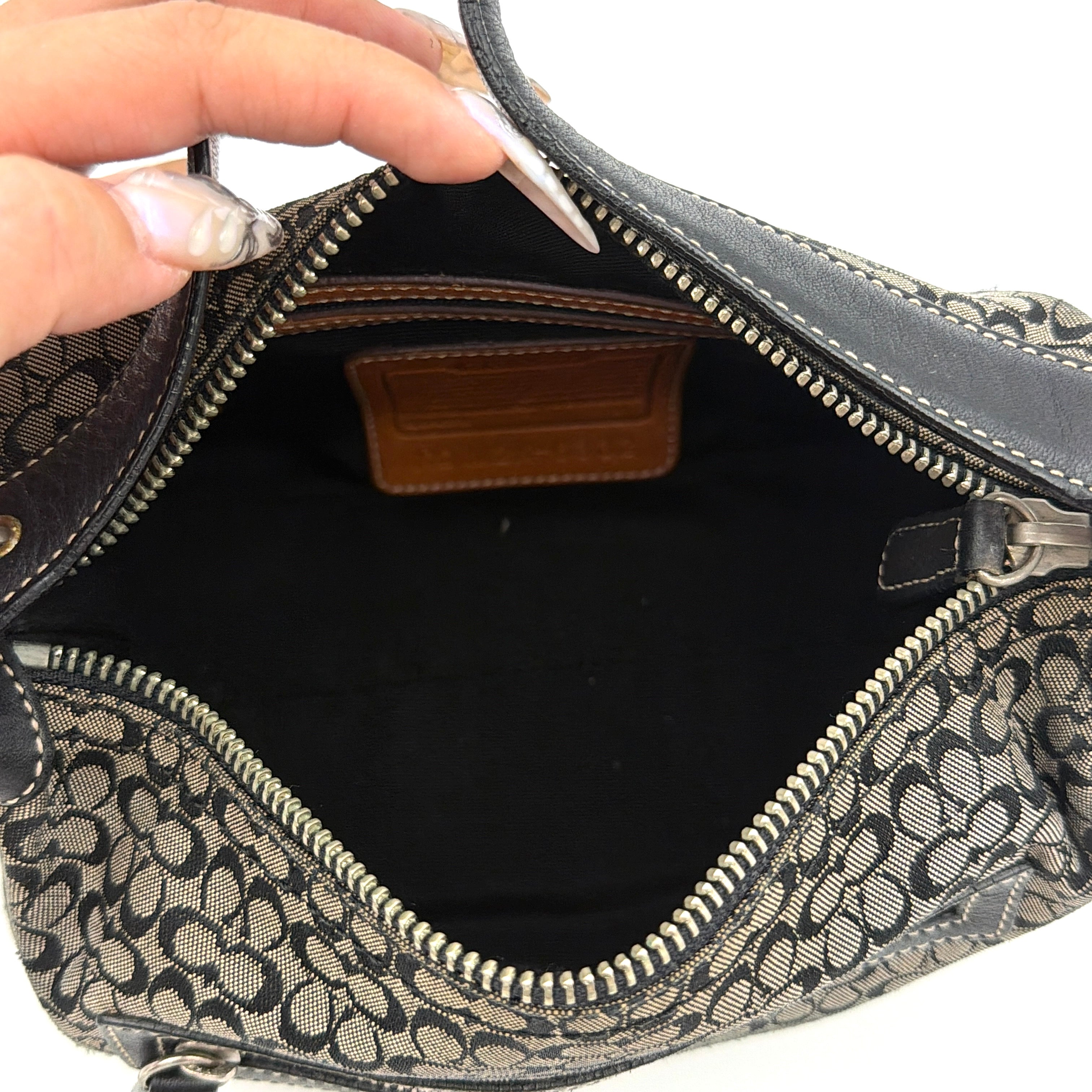 Coach Signature Hobo Shoulder Bag Grey/Black