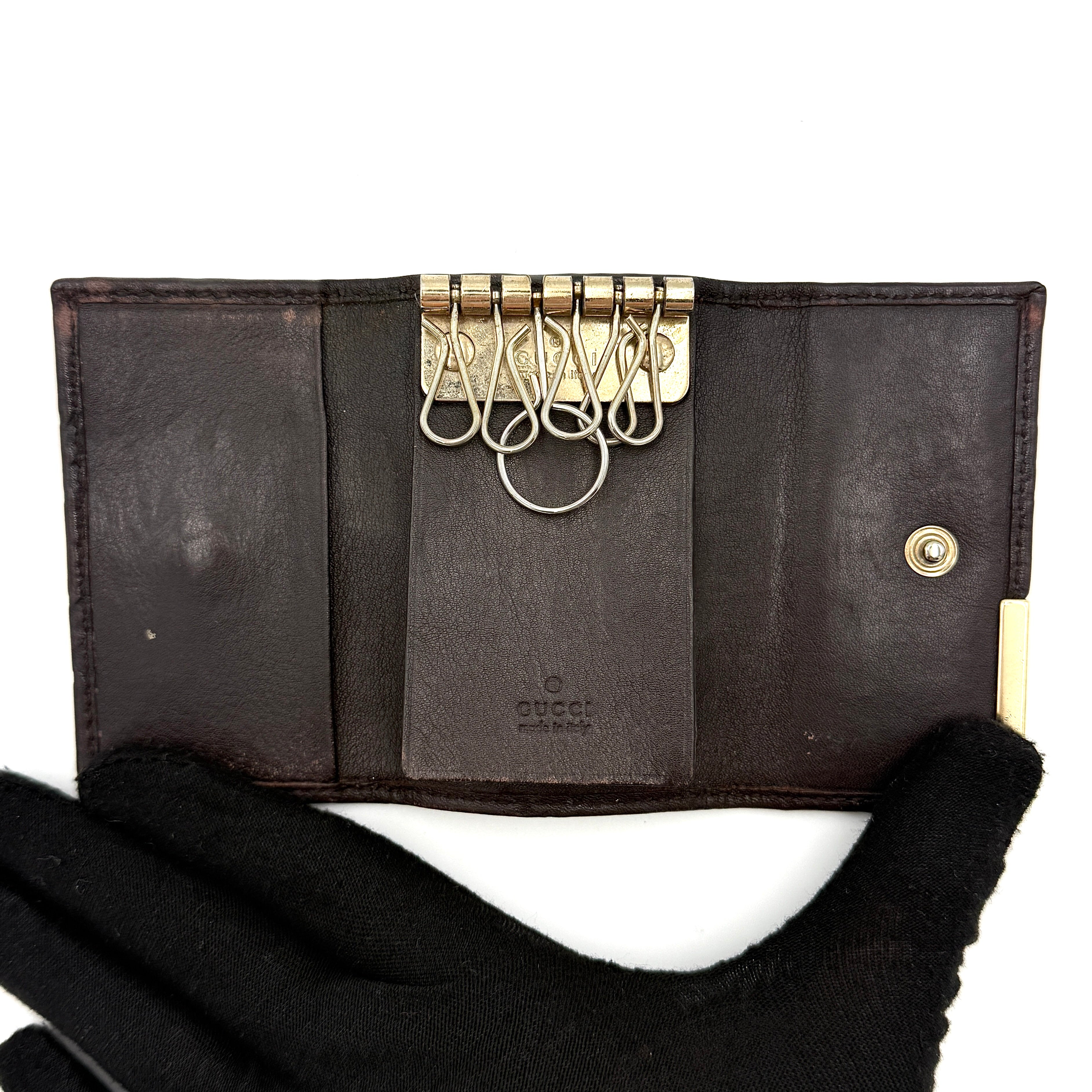 Gucci GG Guccissima Leather Key Holder Black