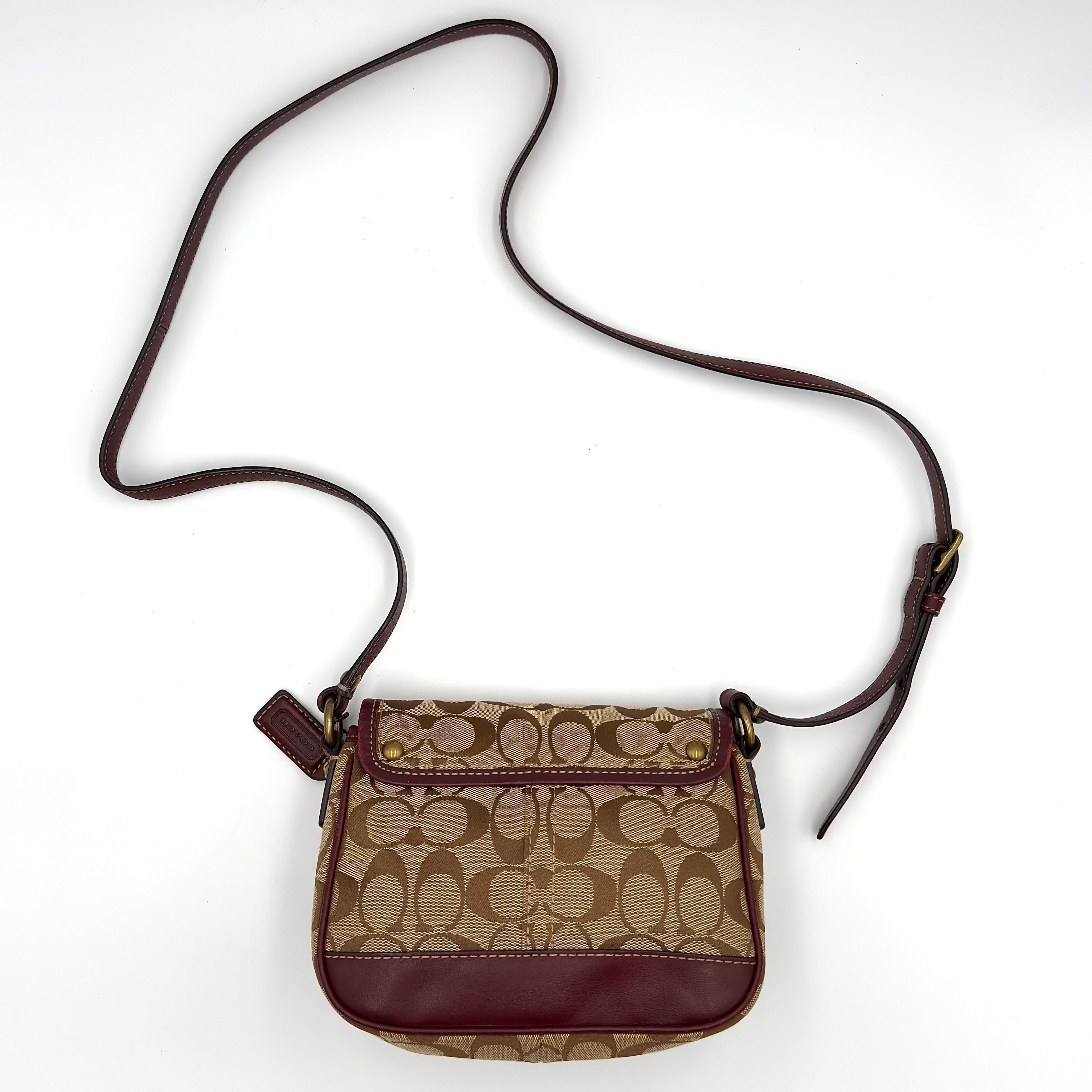 Coach Signature Turnlock Crossbody Bag Purple/Beige