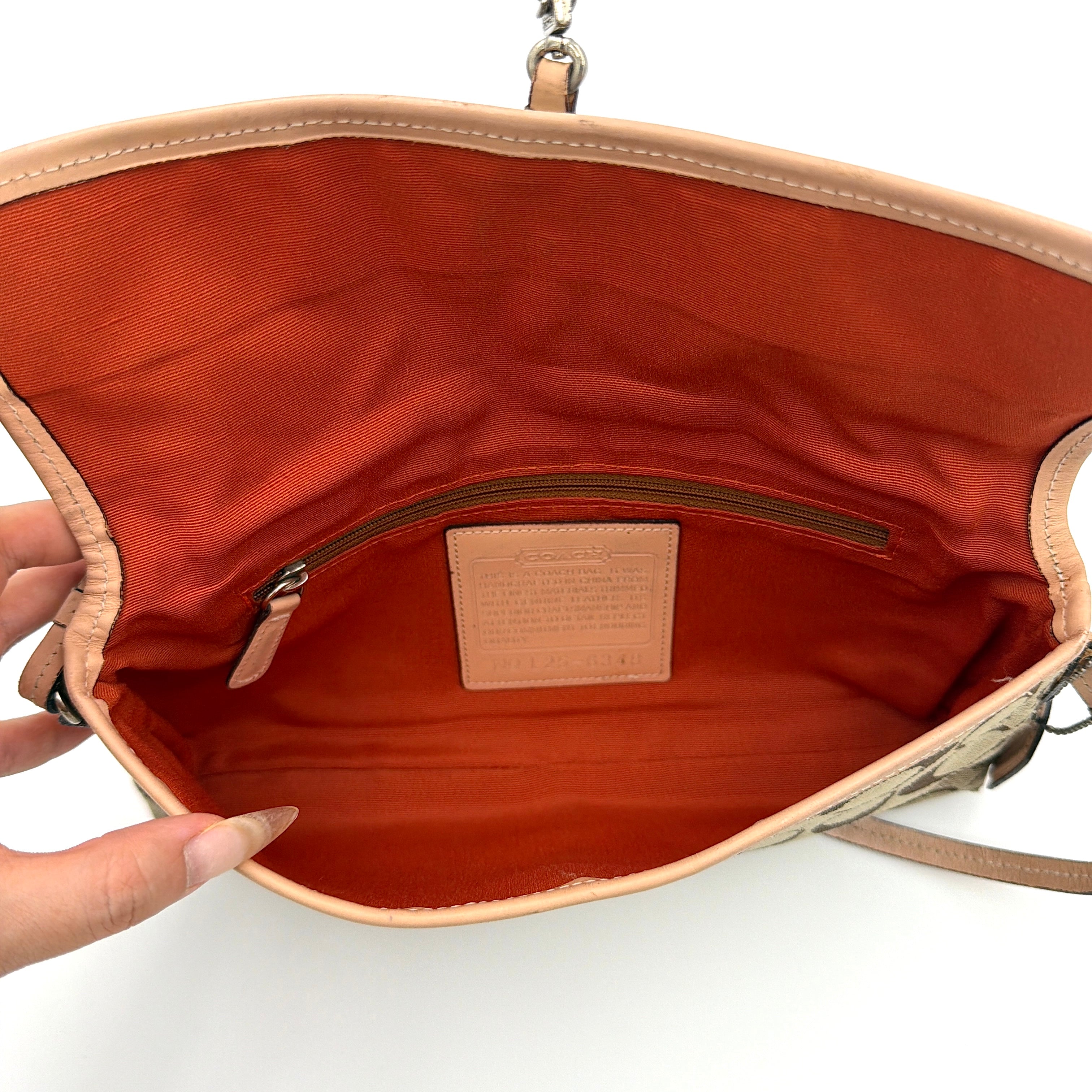 Coach Y2K Demi Clip Baguette Shoulder Bag Beige/Tan
