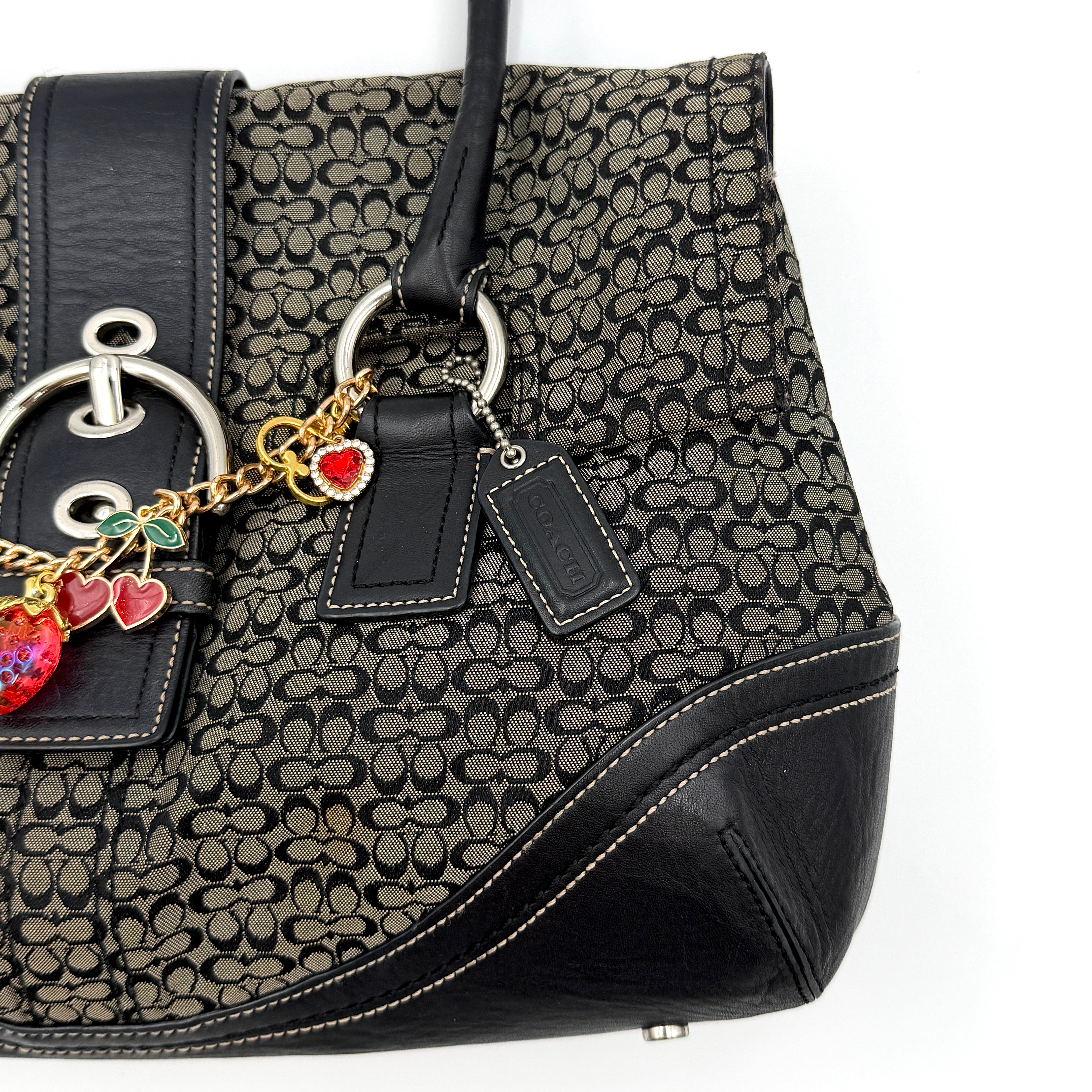 Coach Y2K Soho Shoulder Bag Grey/Black (With Charms)