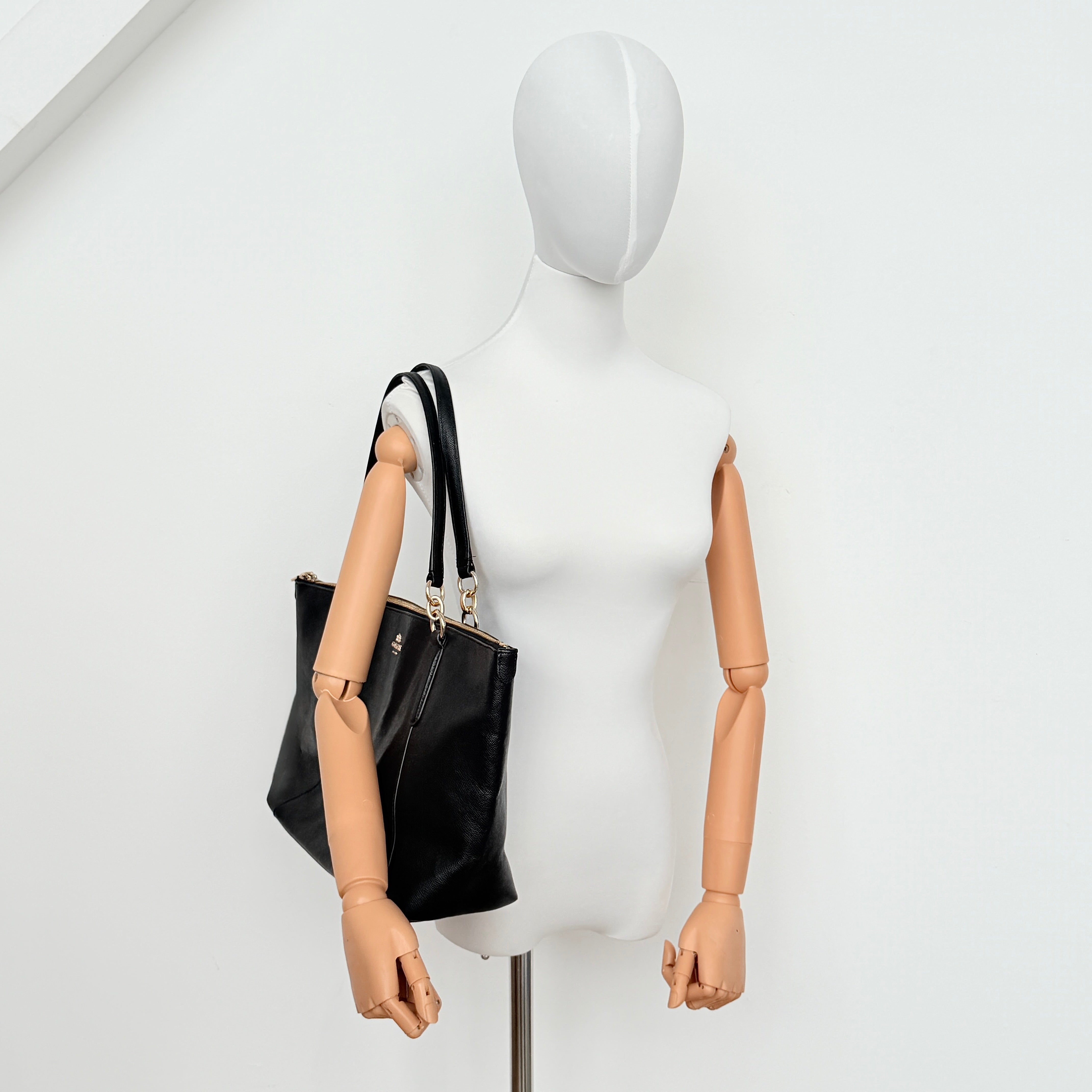Coach Ava Leather Tote Bag Black