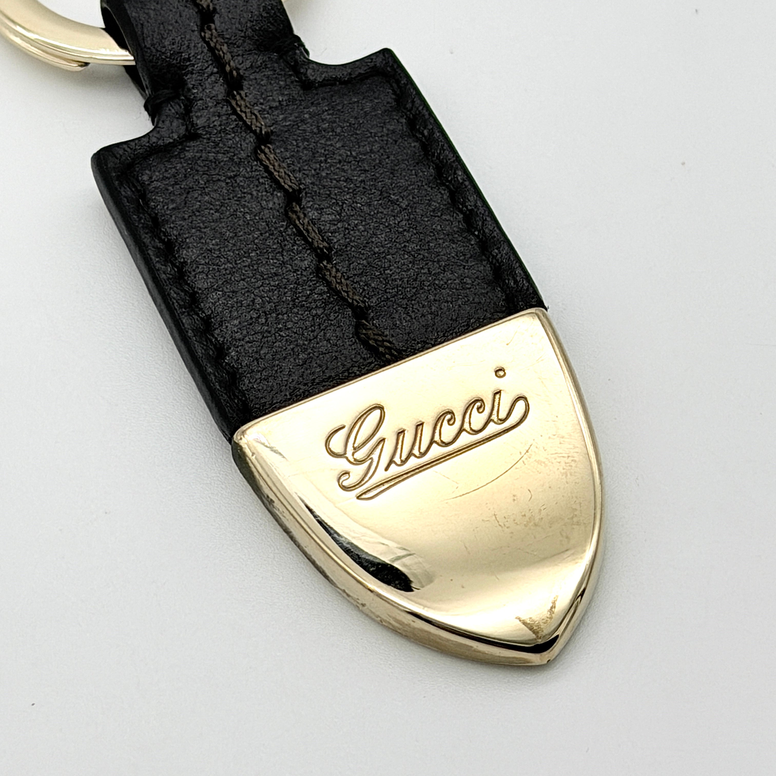 Gucci Script Logo Leather Keyring Black
