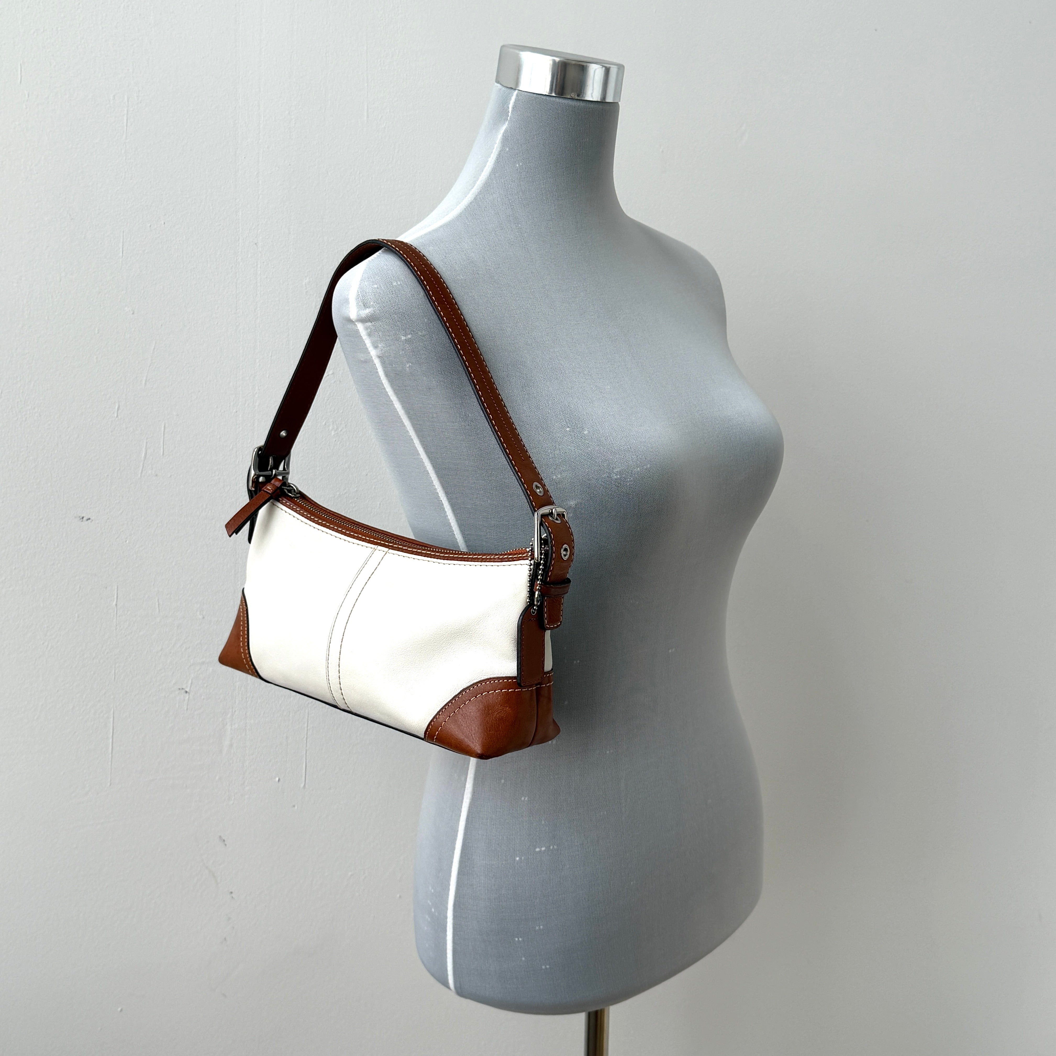 Coach Y2K Hampton Demi Baguette Shoulder Bag Cream/Tan