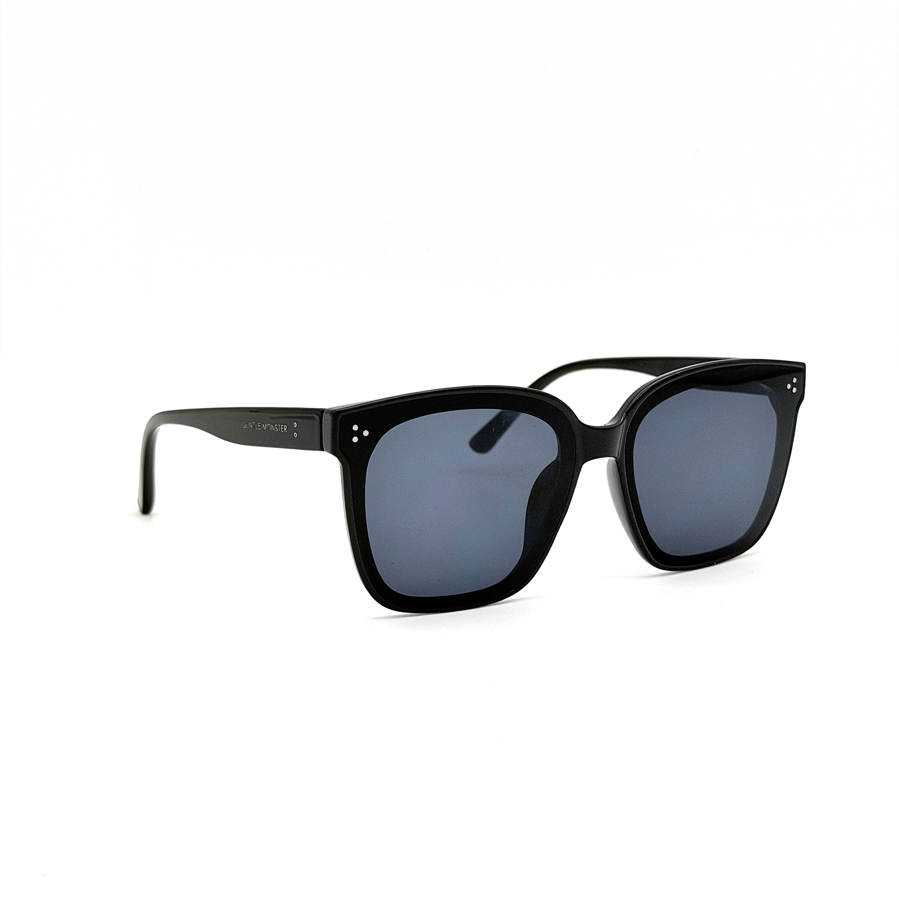 Gentle Monster Dreamer 17 01 Sunglasses Black