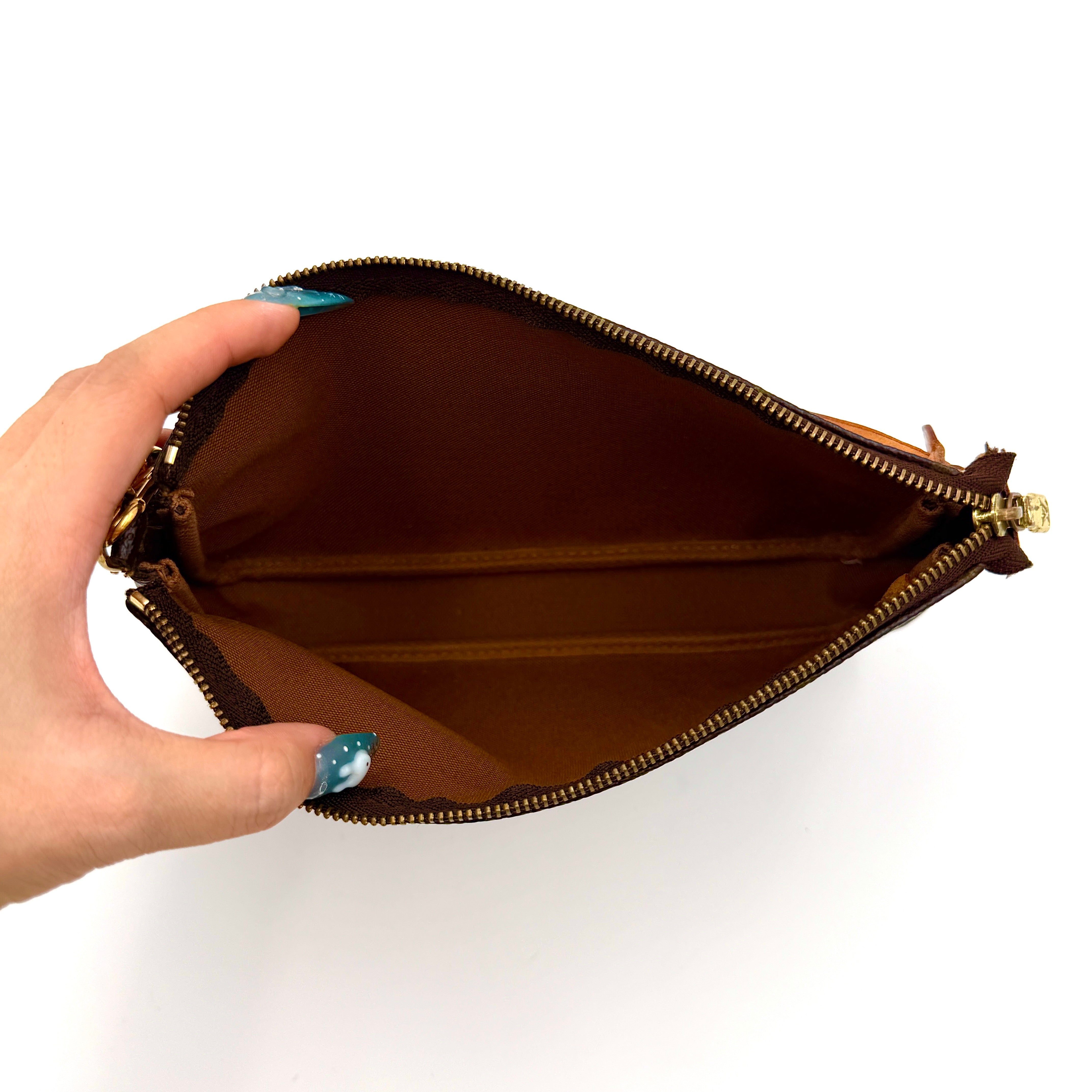 Louis Vuitton Monogram Pochette Shoulder Bag