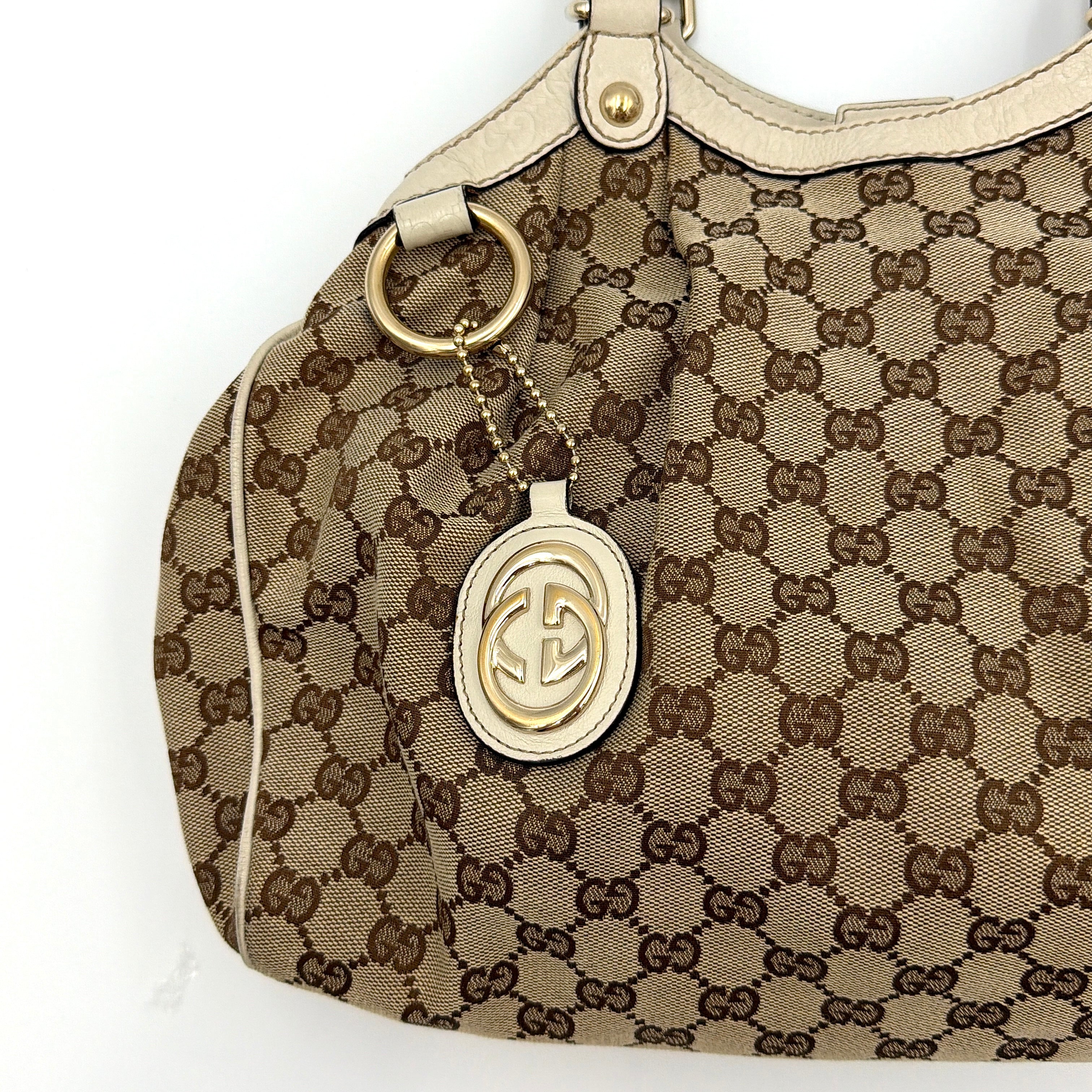 Gucci GG Monogram Sukey Shoulder Bag Beige/White