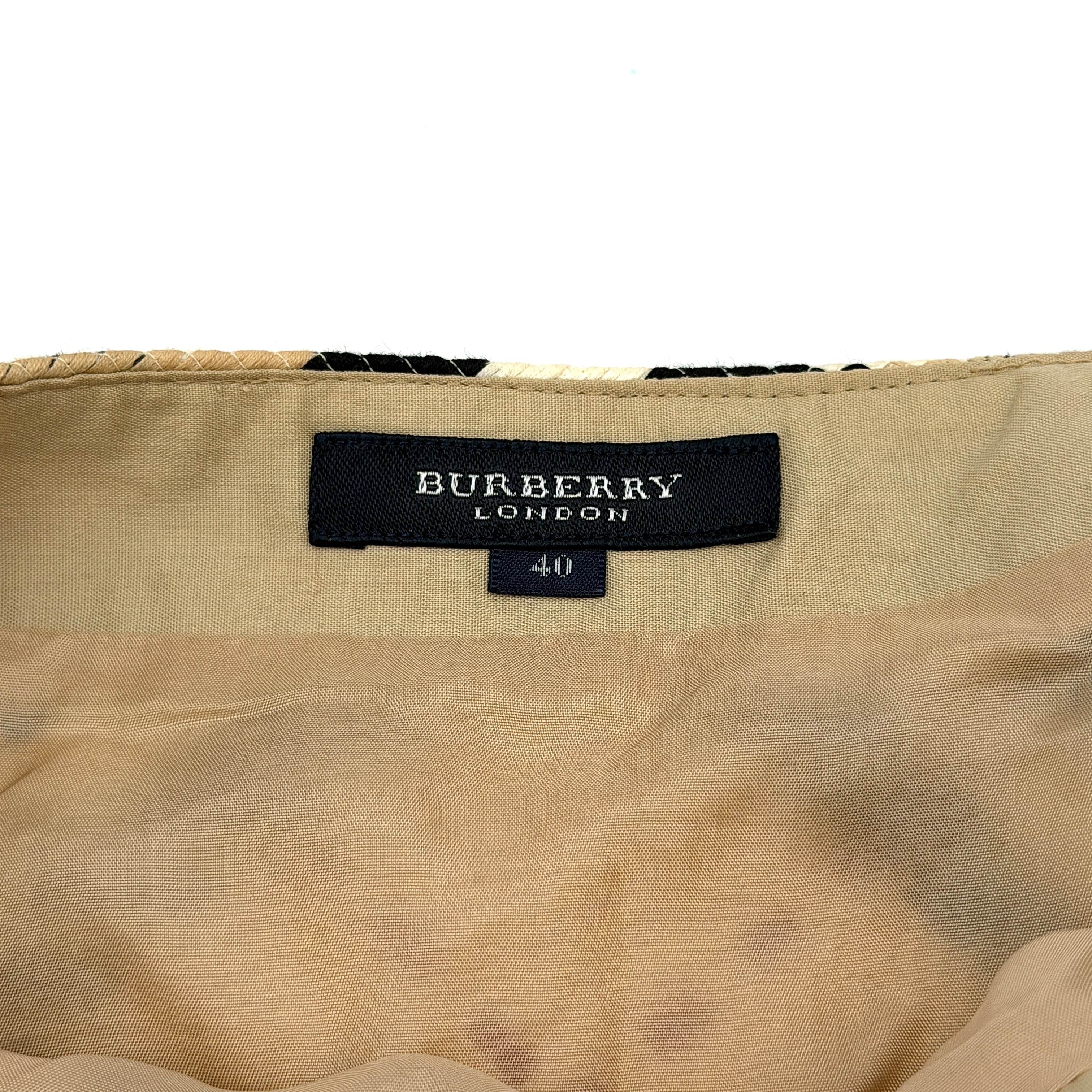 (40) Burberry London Nova Check Skirt