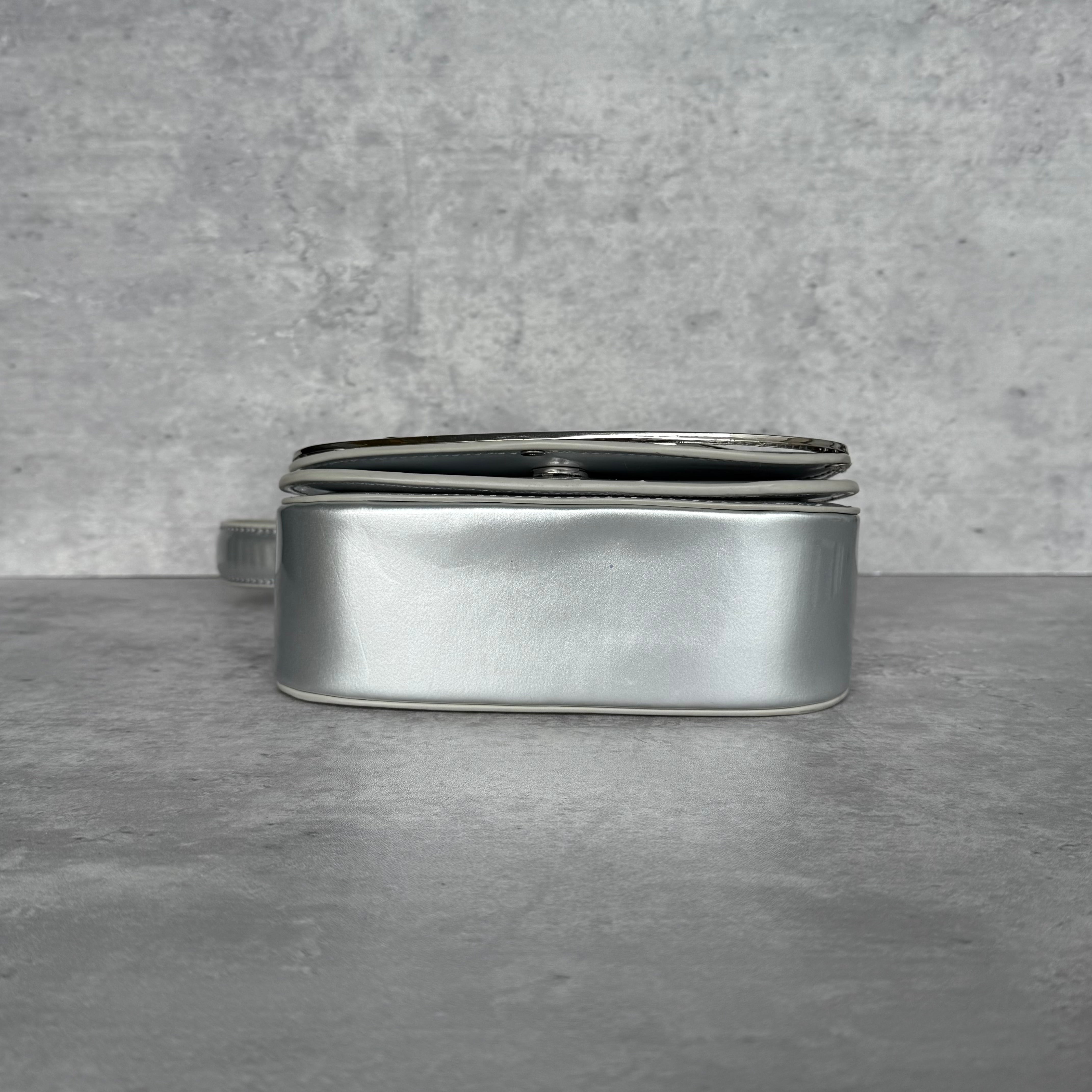 Diesel 1DR Shoulder Bag Metallic/Matte Silver