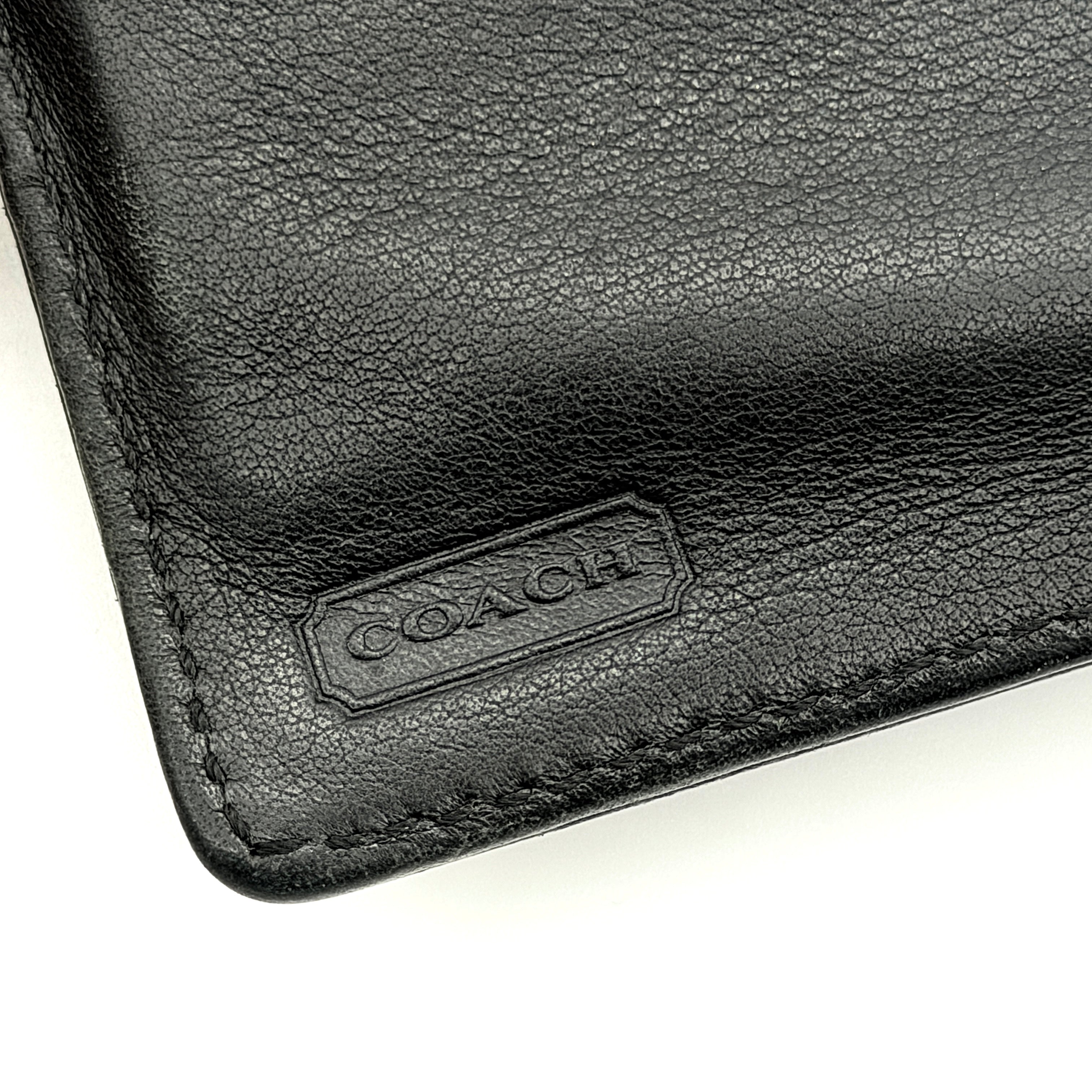 Coach Y2K Soho Buckle Wallet Black