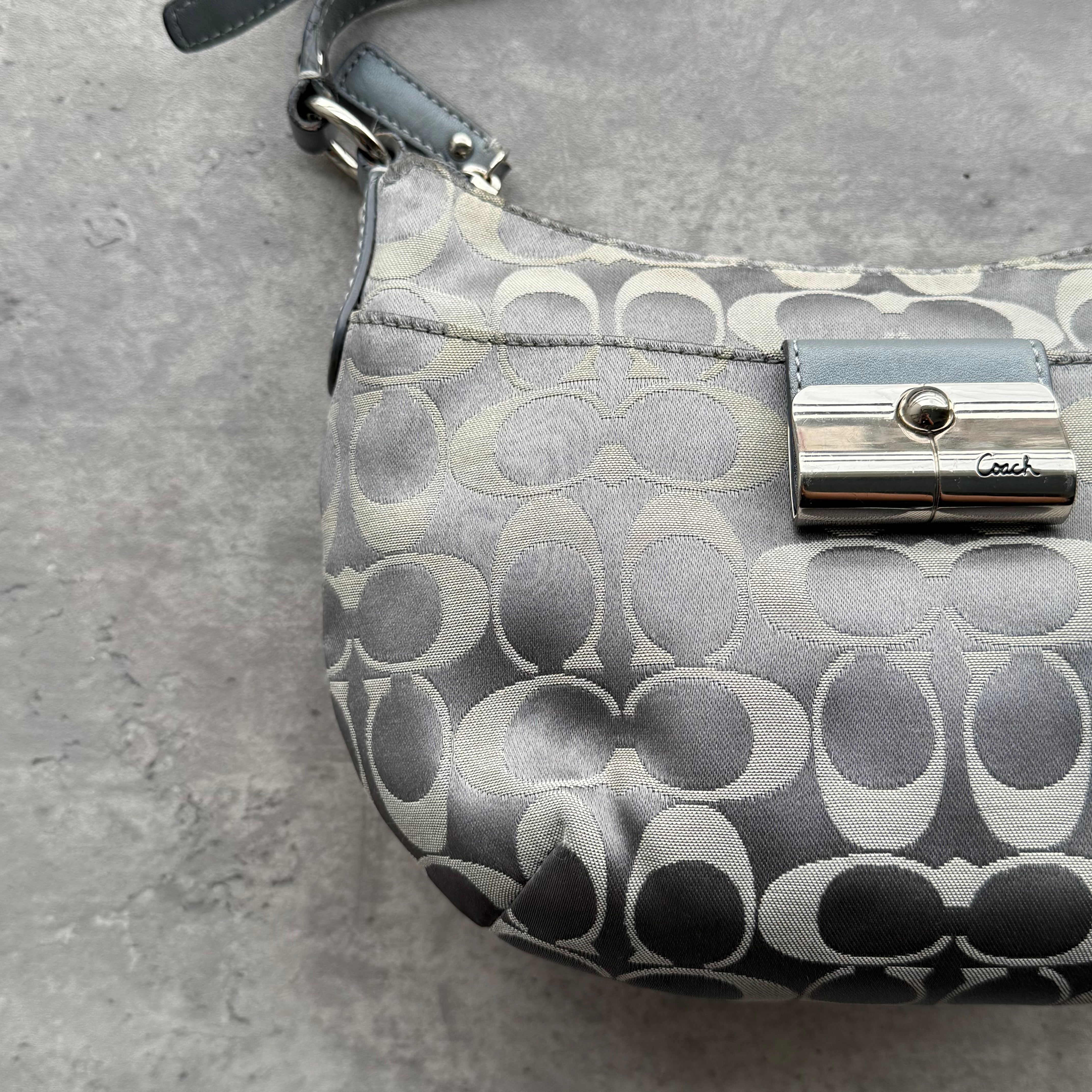 Coach Signature Kristin Hobo ShoulderBag Silver