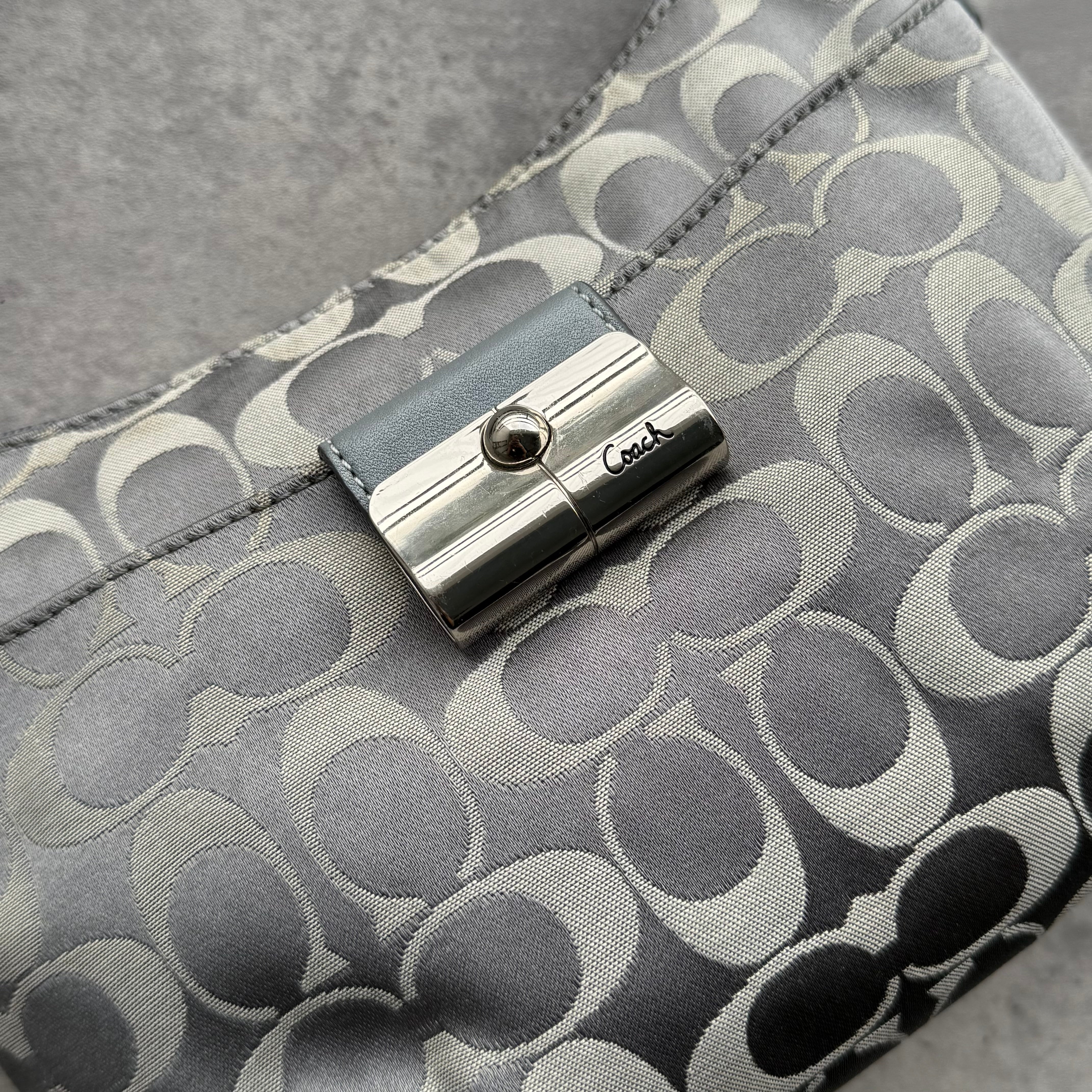 Coach Signature Kristin Hobo ShoulderBag Silver