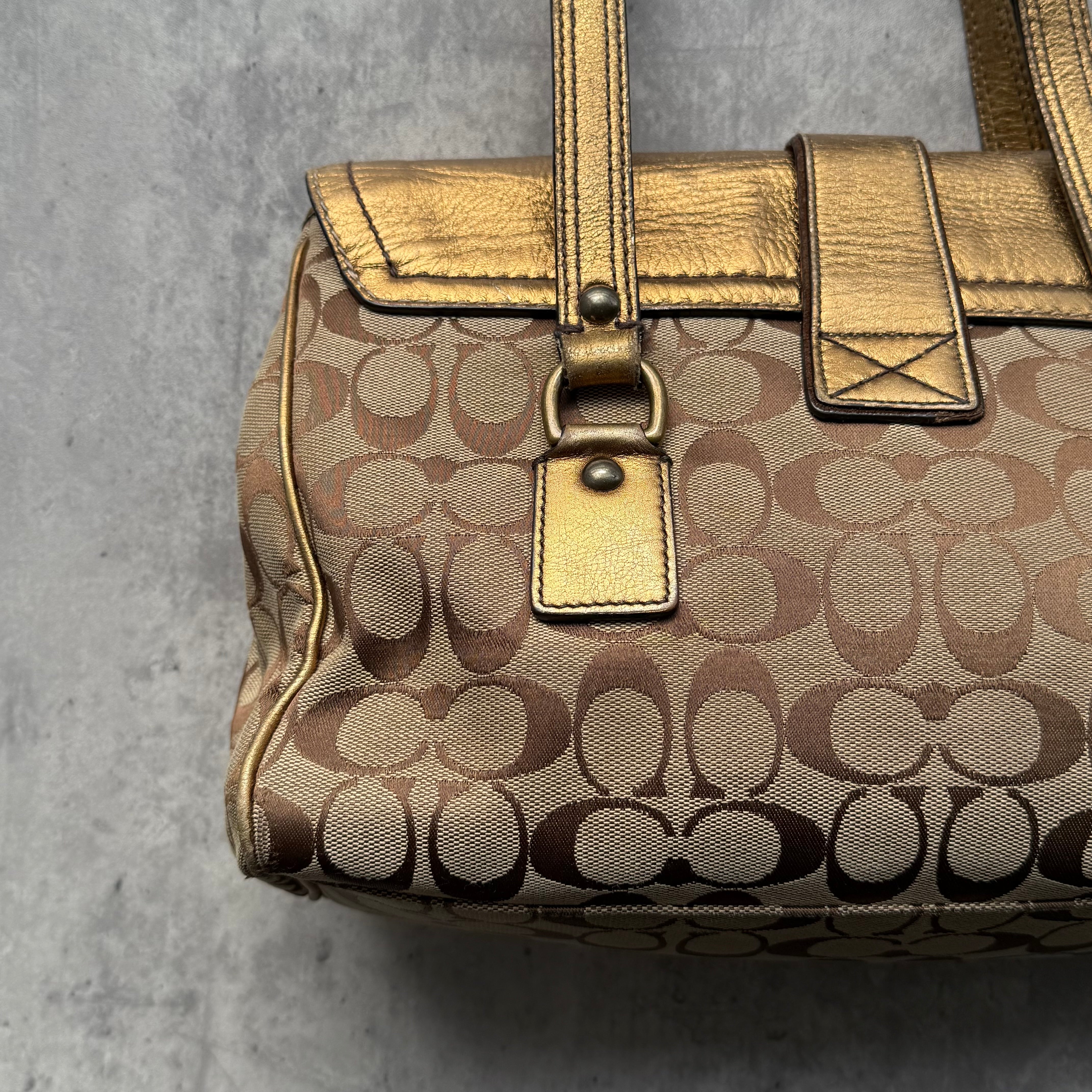 Coach 1498 Special Edition Fall 2004 ShoulderBag Gold/Beige