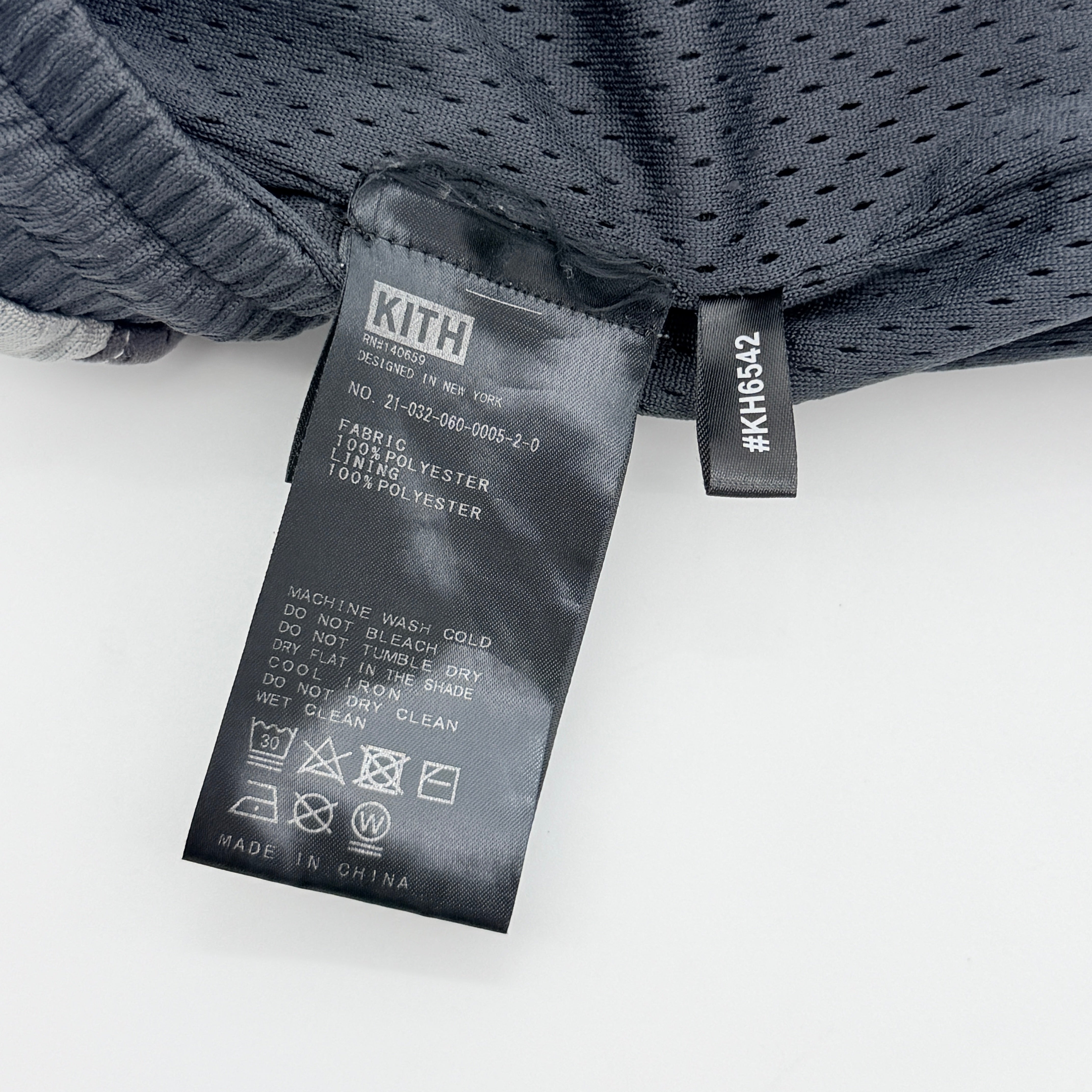 (M) Kith Harden Panelled Mesh Shorts Black