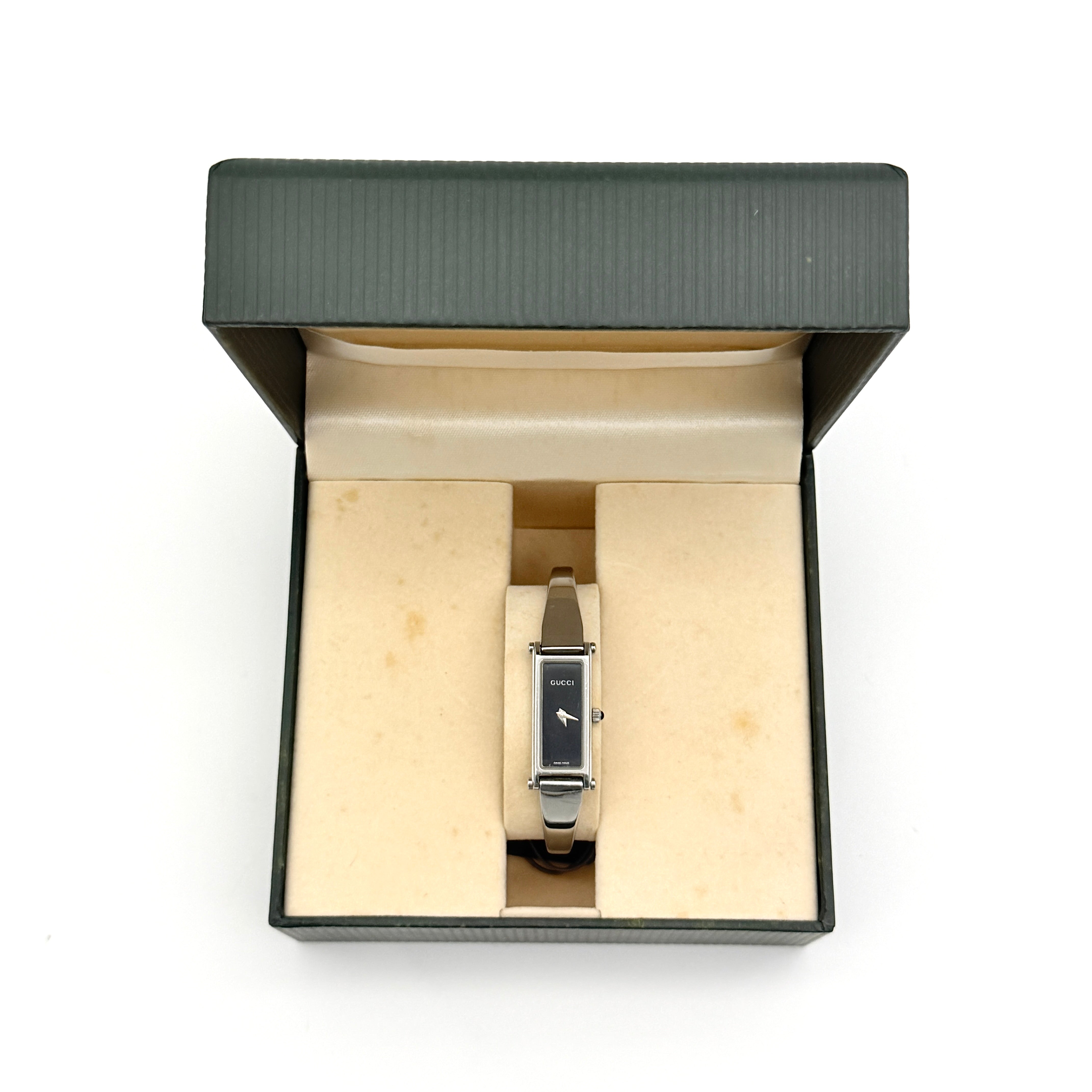 Gucci 1500L Black Dial Bangle Watch