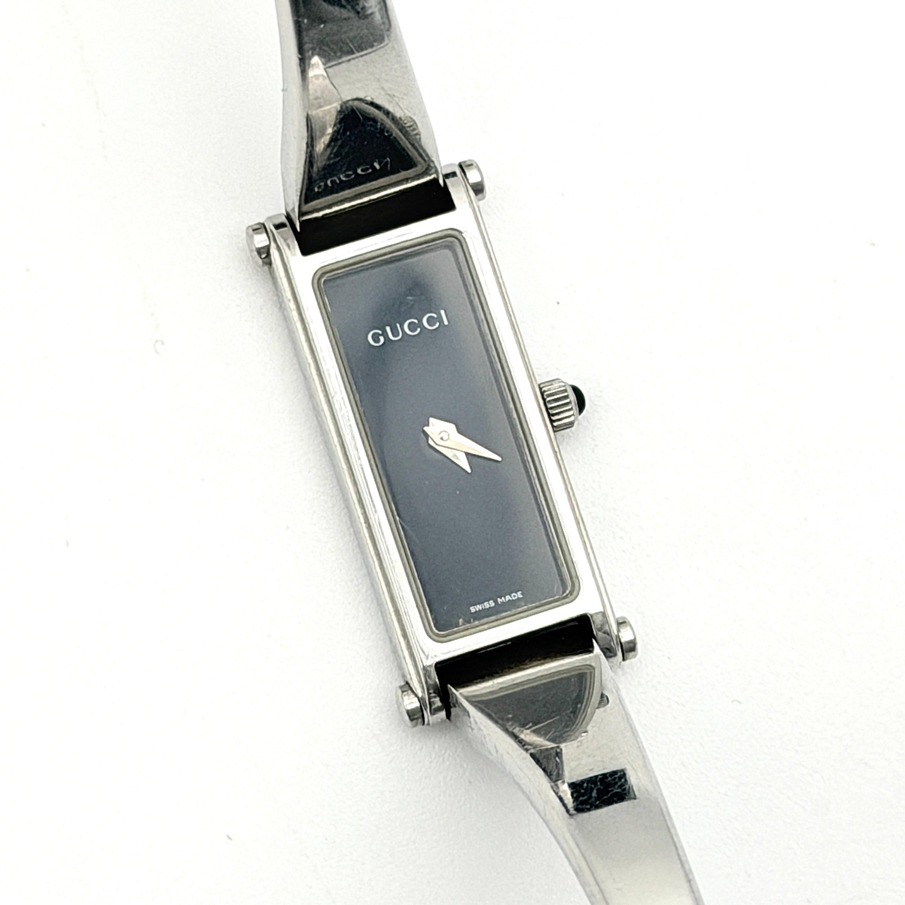 Gucci 1500L Black Dial Bangle Watch