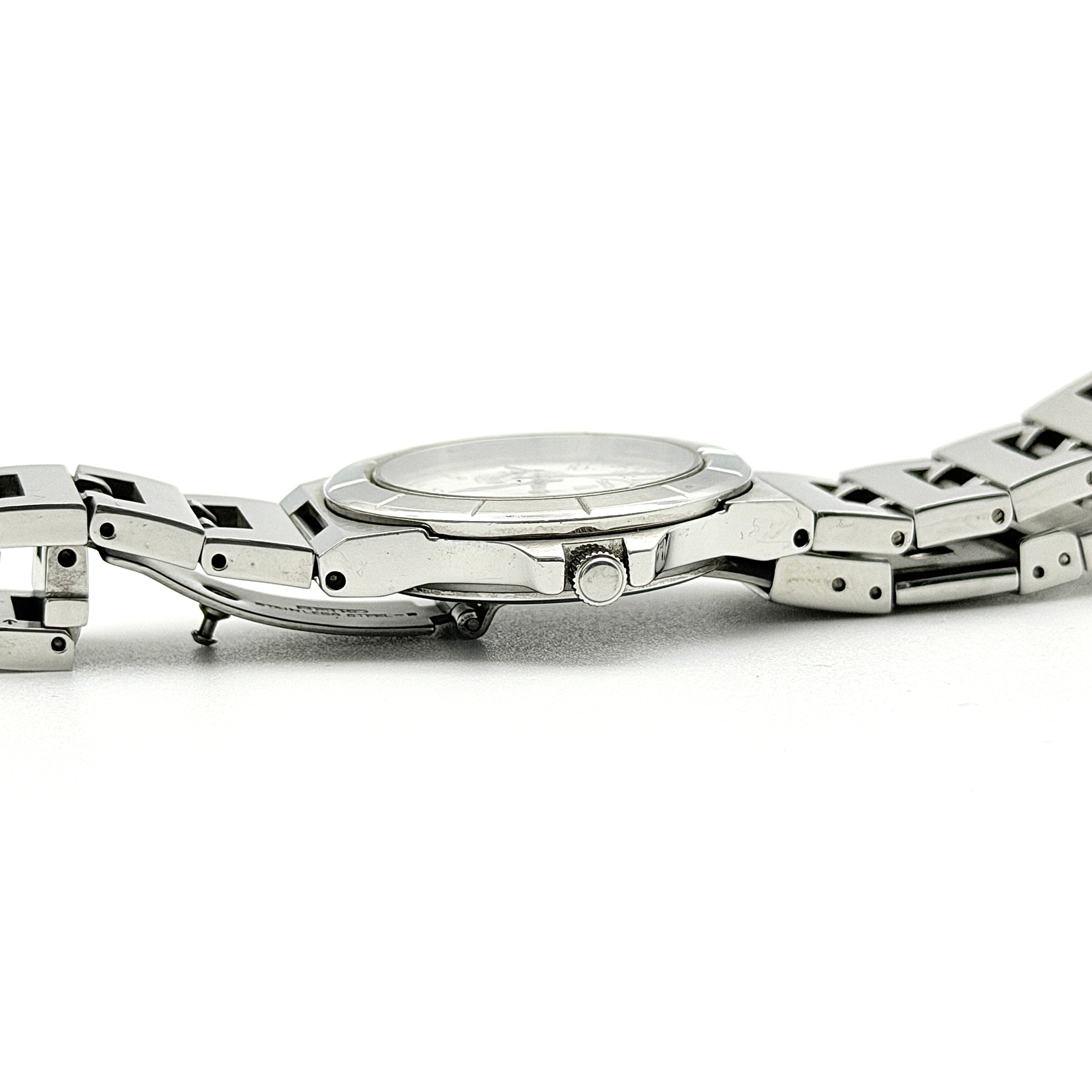 Seiko Lukia 5Y89-0B20 White Dial Watch