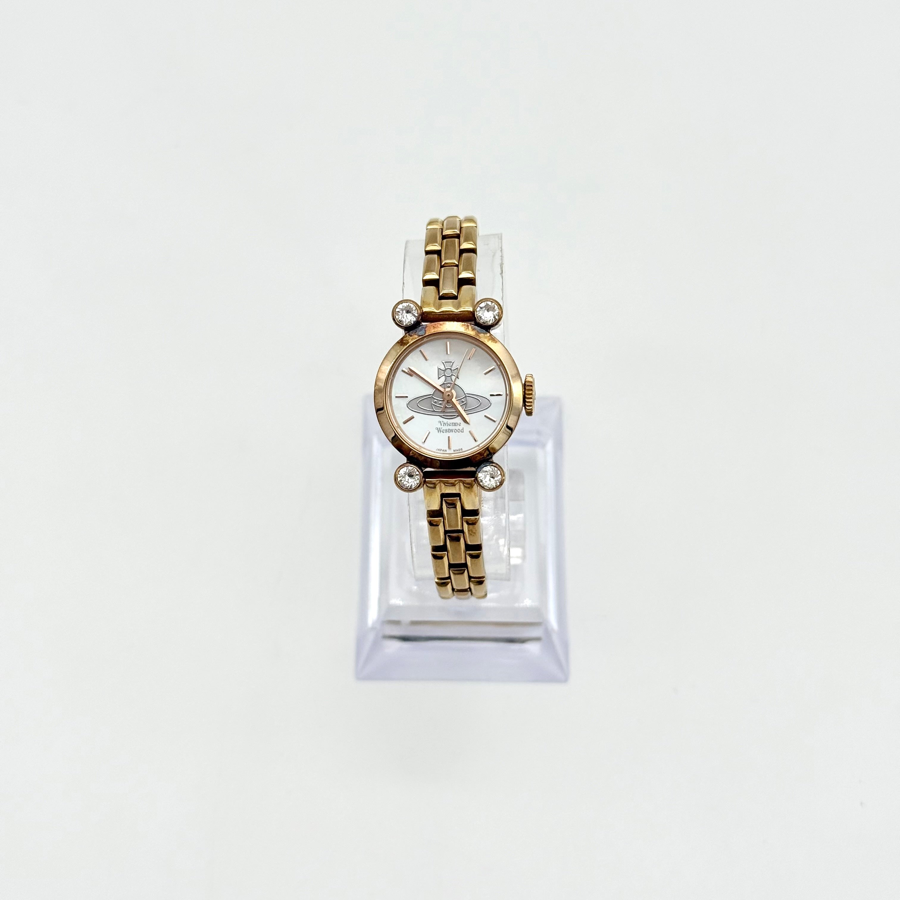 Vivienne Westwood Orb Diamond Shell VW-77C7 Watch Gold