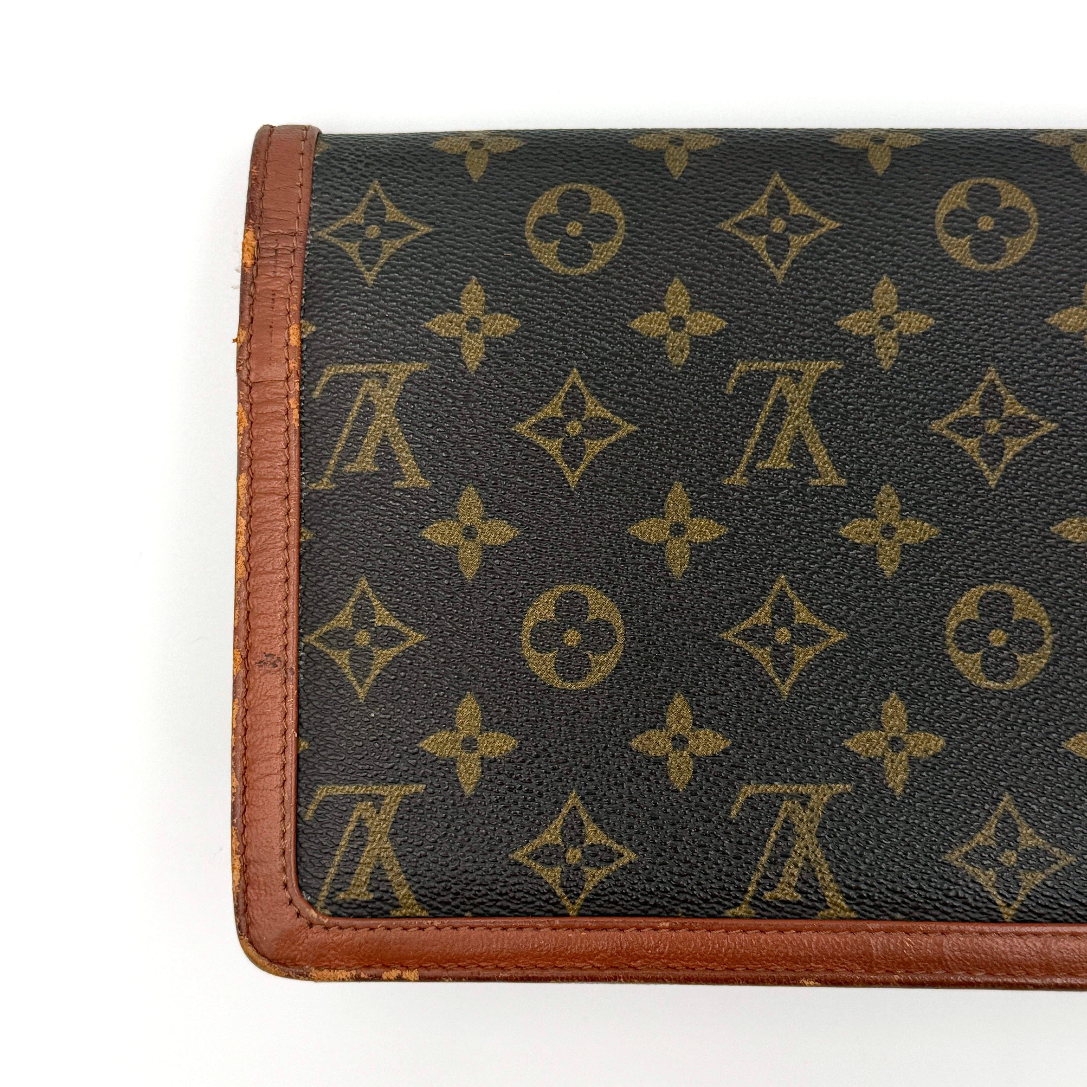 Louis Vuitton Monogram Pochette Dame Clutch Bag